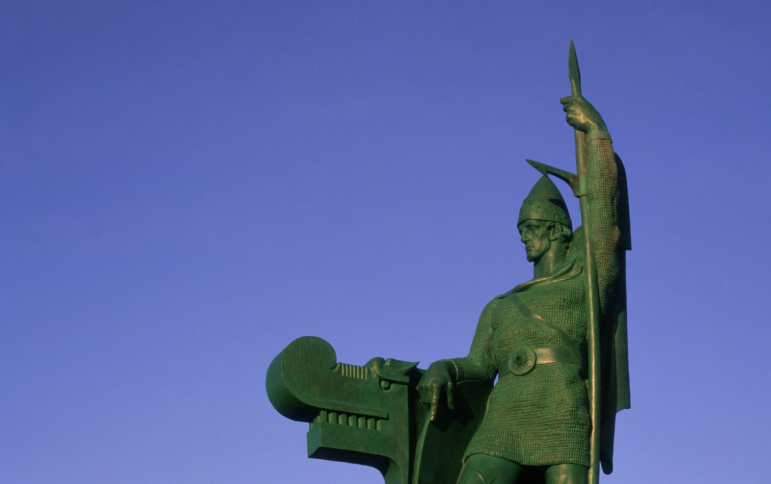 Statue of Ingolfur Arnarsson