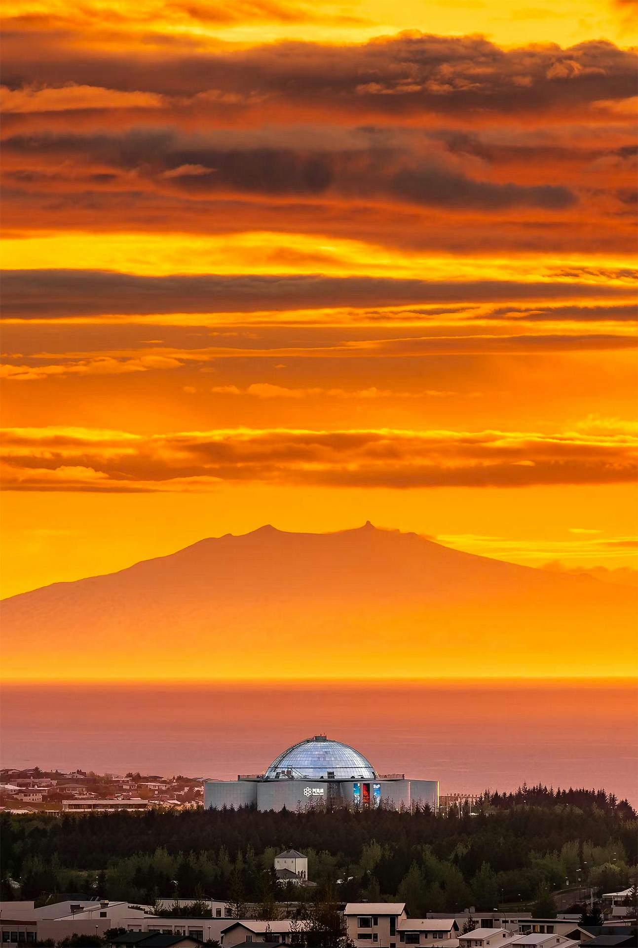 Perlan al atardecer