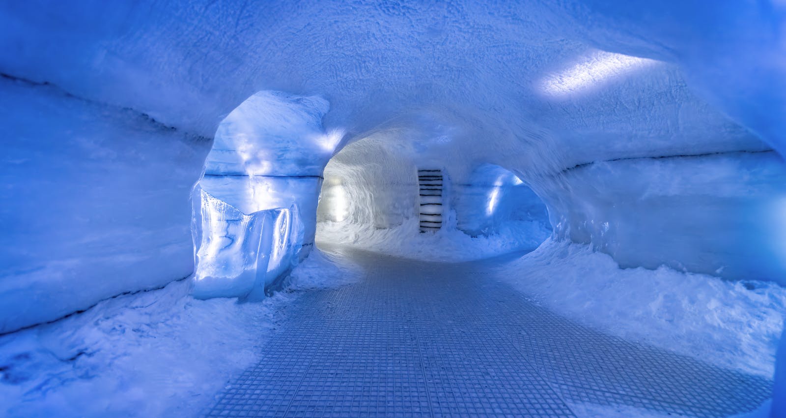 Ice Cave in Perlan Museum