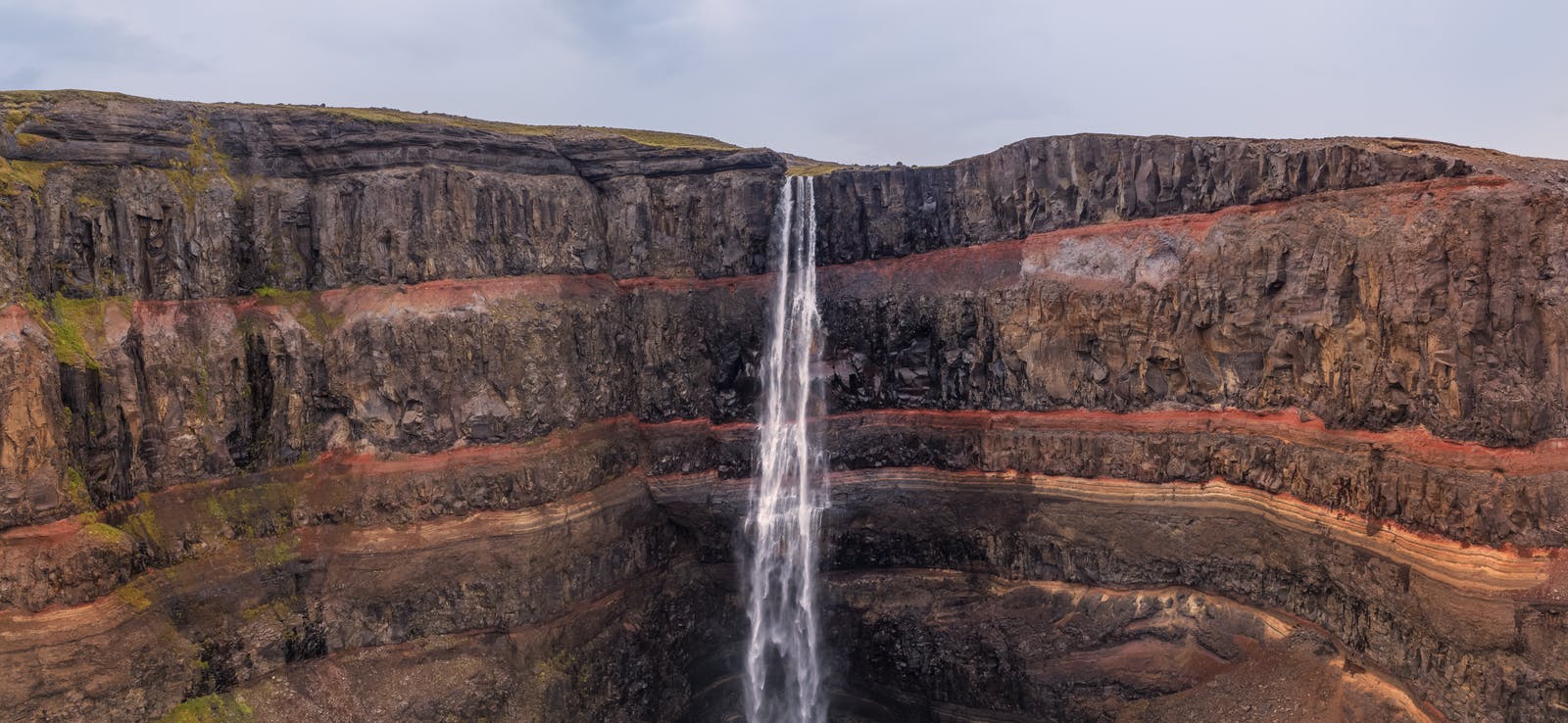 Hengifoss Watefall