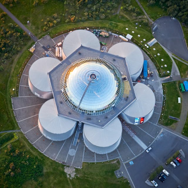 Explore the History of Reykjavik's Iconic Perlan | Perlan