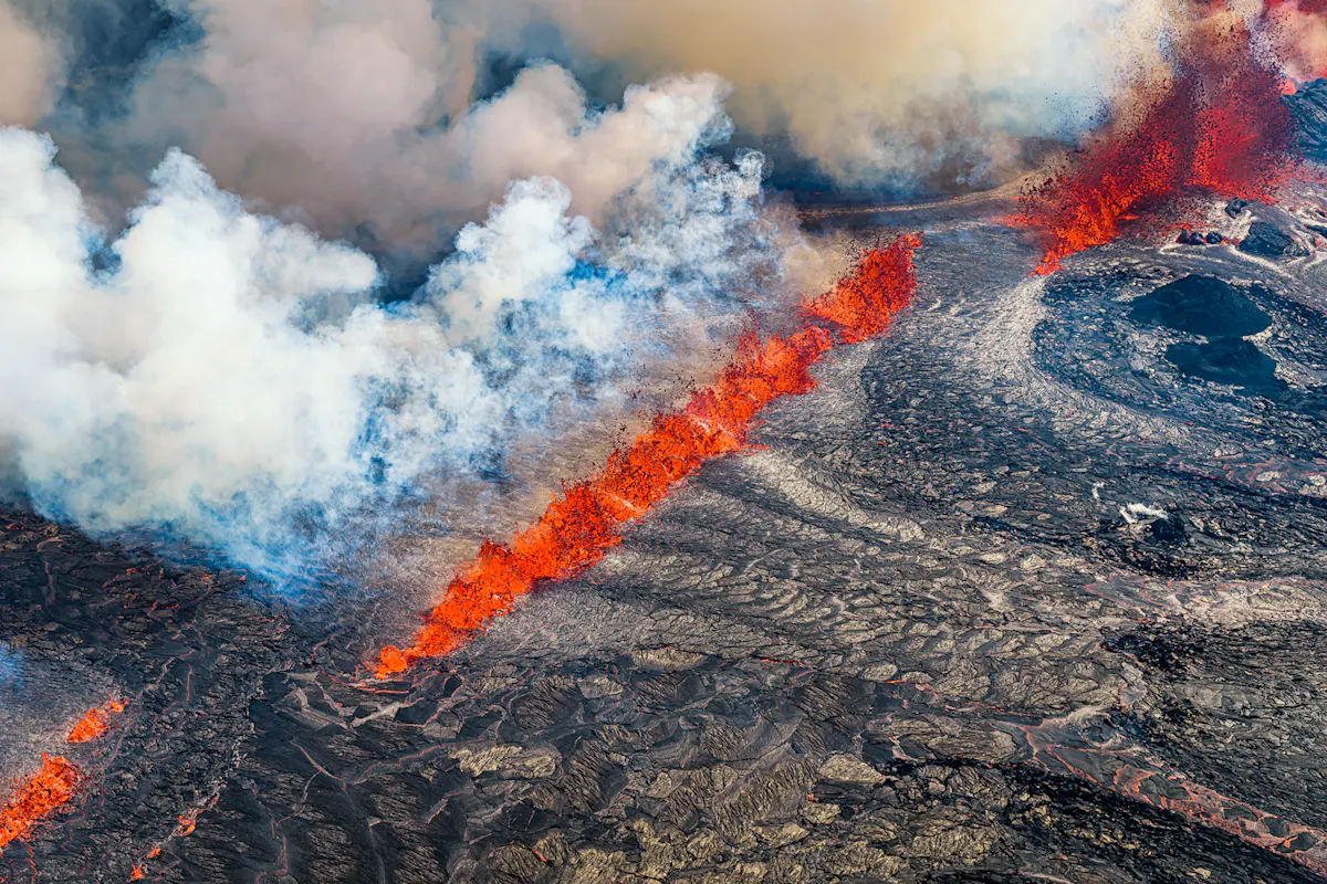New volcanic eruption in Iceland April 1, 2025 on Reykjanes Peninsula!