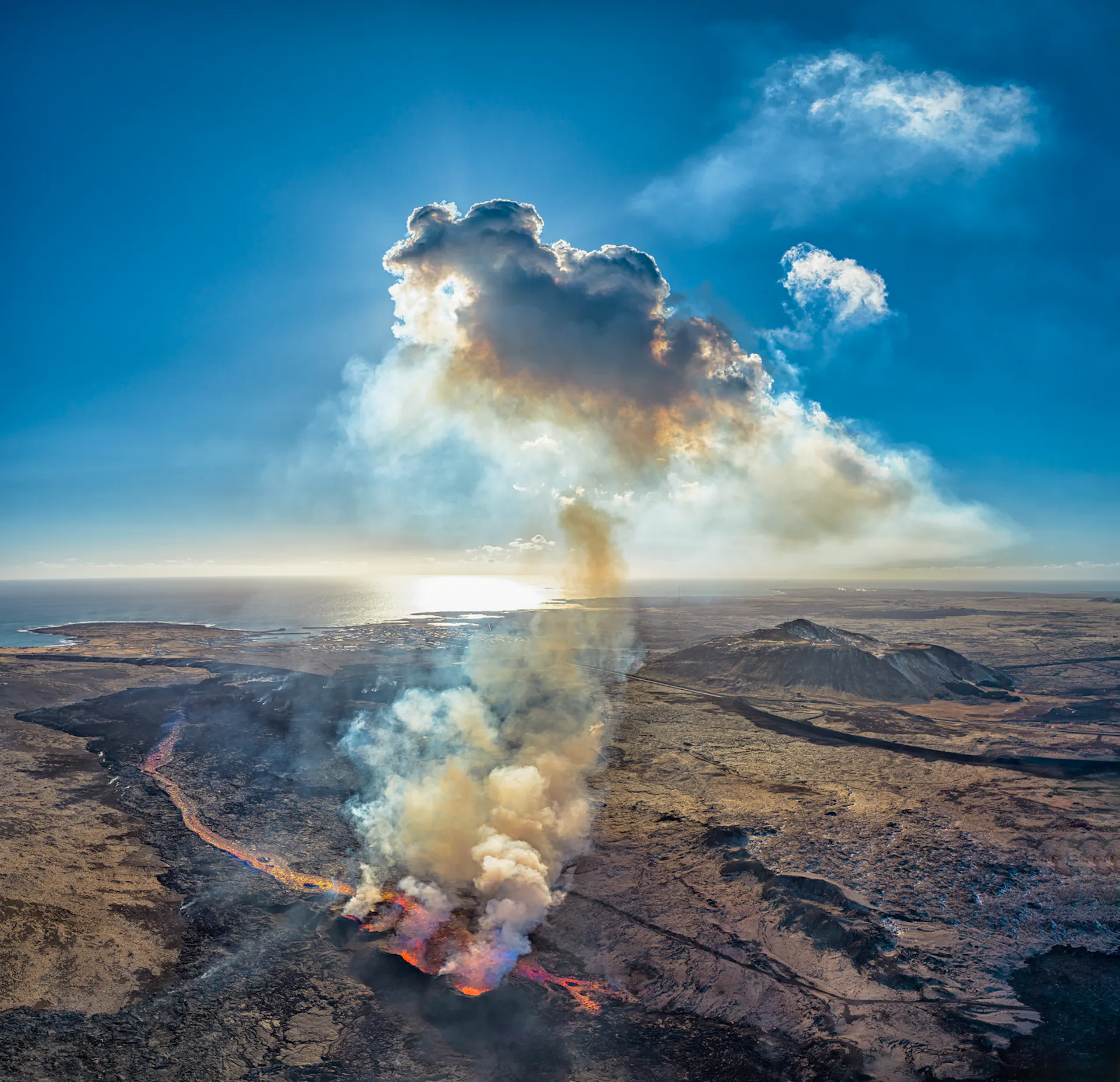 New volcanic eruption in Iceland April 1, 2025 on Reykjanes Peninsula!