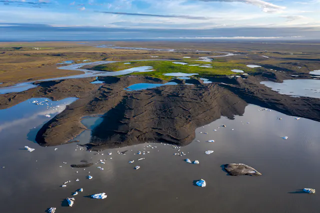 WHAT IS RETREATING GLACIER visual data 2