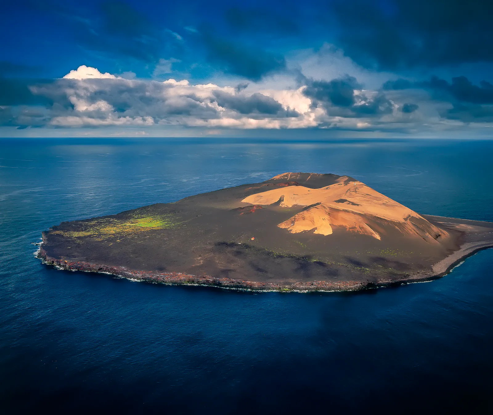 Guide To Surtsey Islands Of Iceland Perlan Guide To Surtsey Islands Of Iceland Perlan
