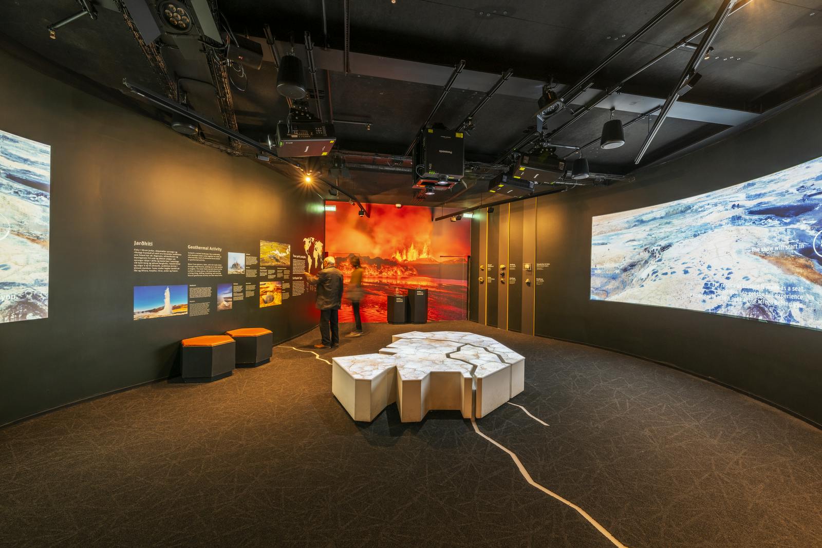 Volcano eruption exhibition in Perlan