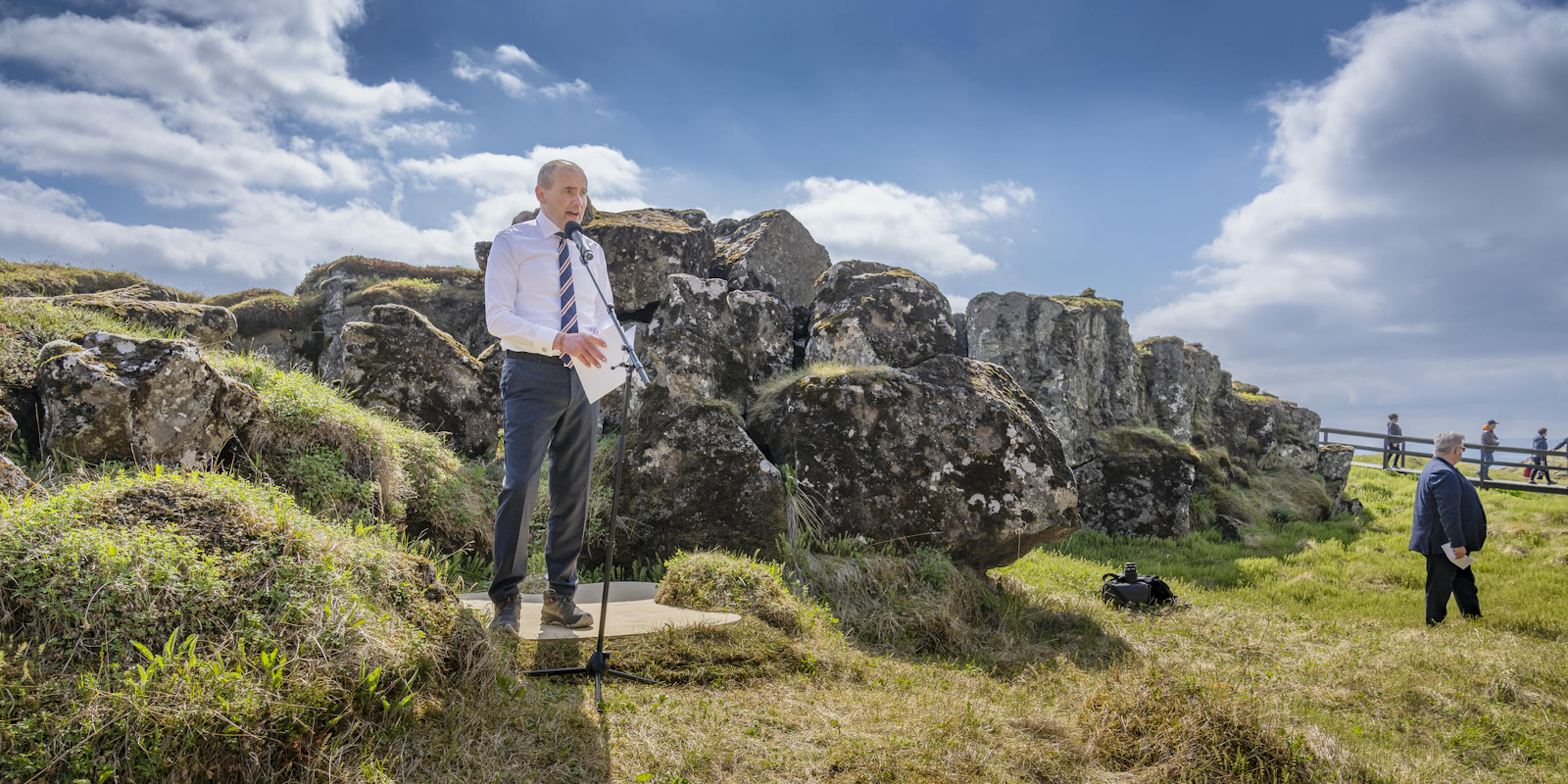 President of Iceland at Löberg Law rock 