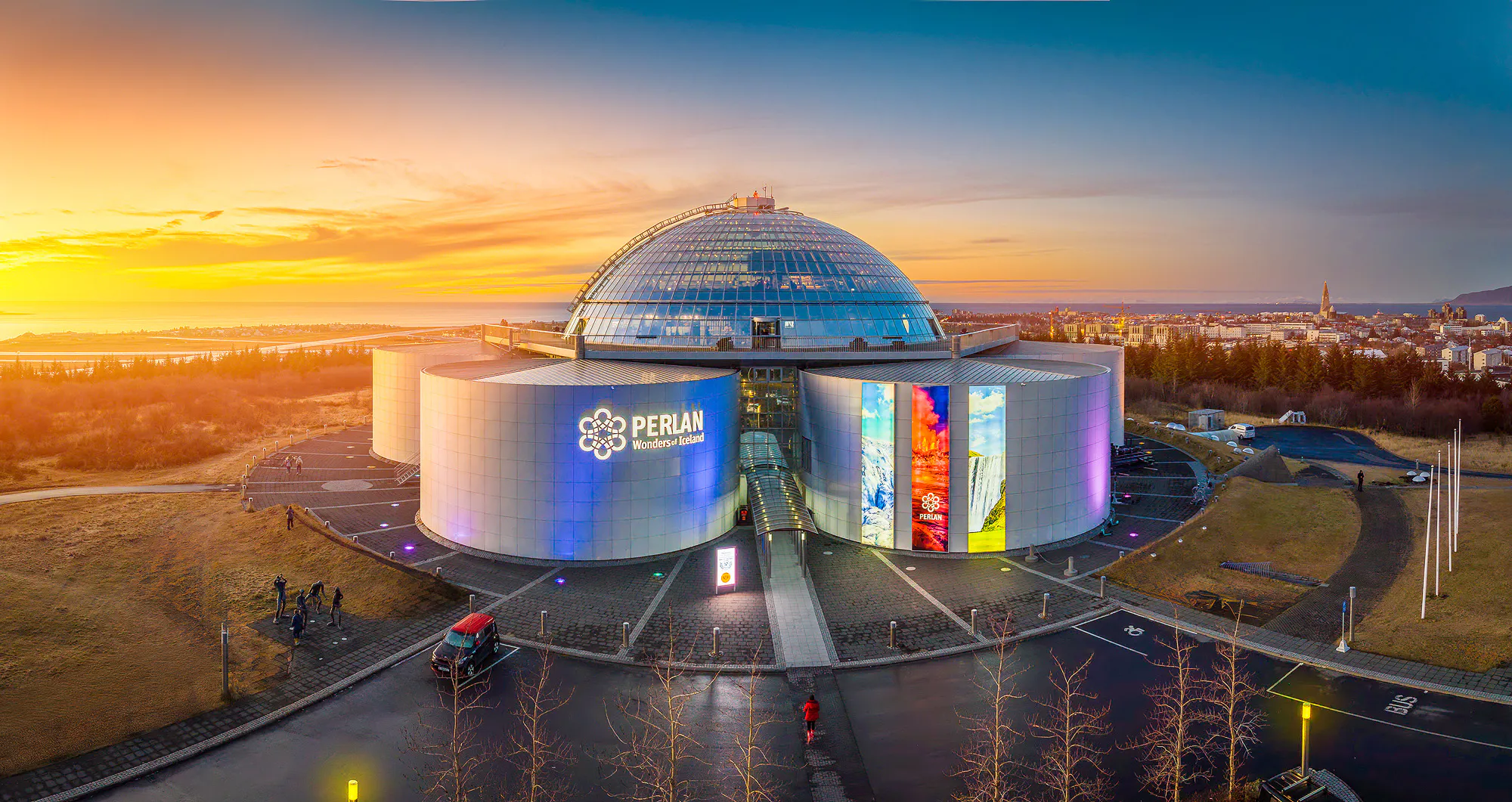 Things to Do in Reykjavik in November - Perlan