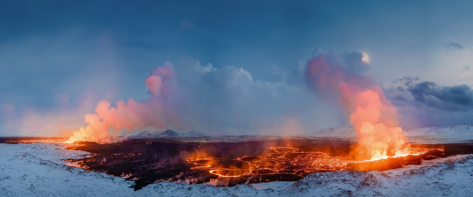 Sundhnukagigarod eruption in Reykanes