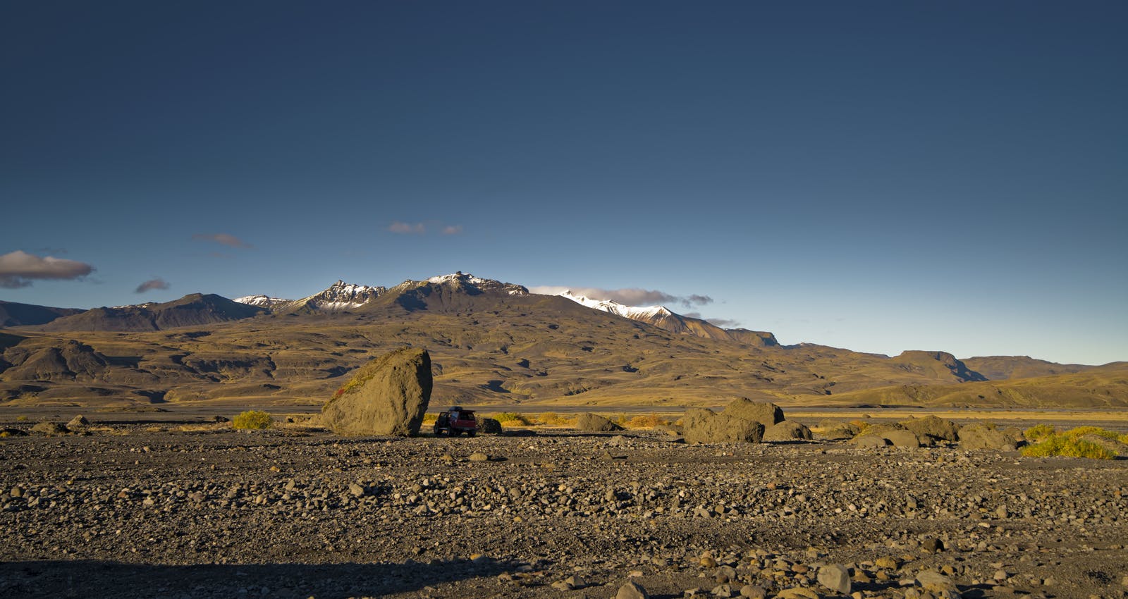 Hikes near Tindfjöll