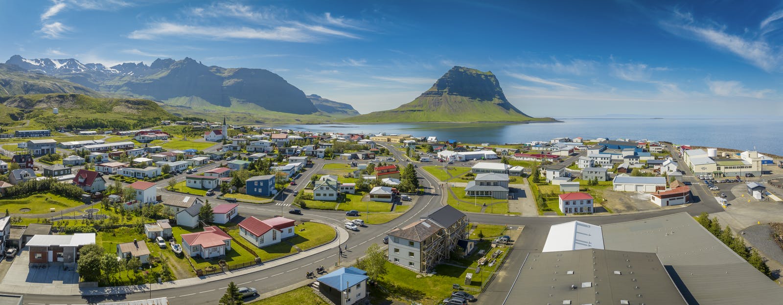 Grundafjörður with Kirkjufell mountain in the background