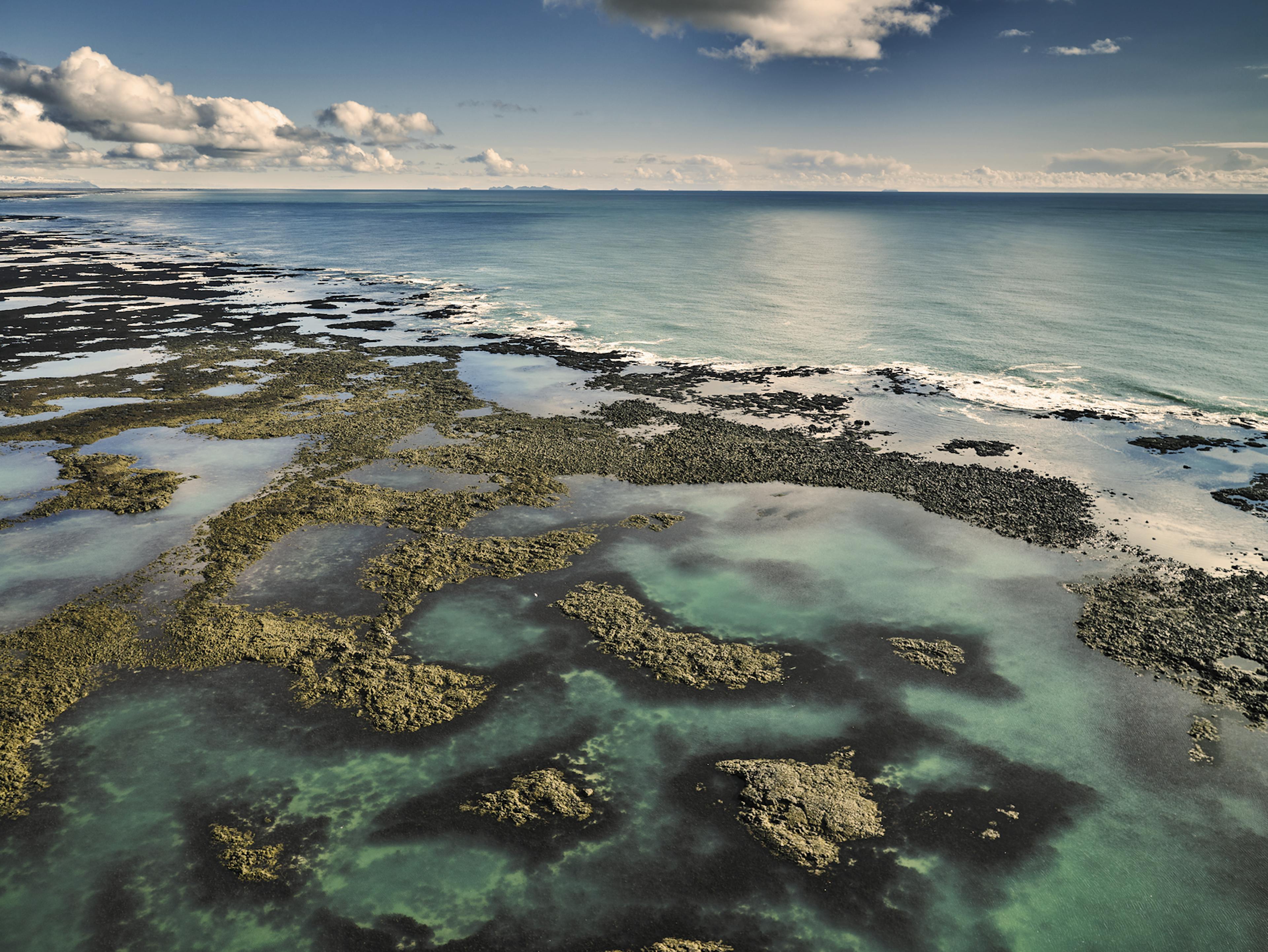 thjorsarhraun with water on a sunny day