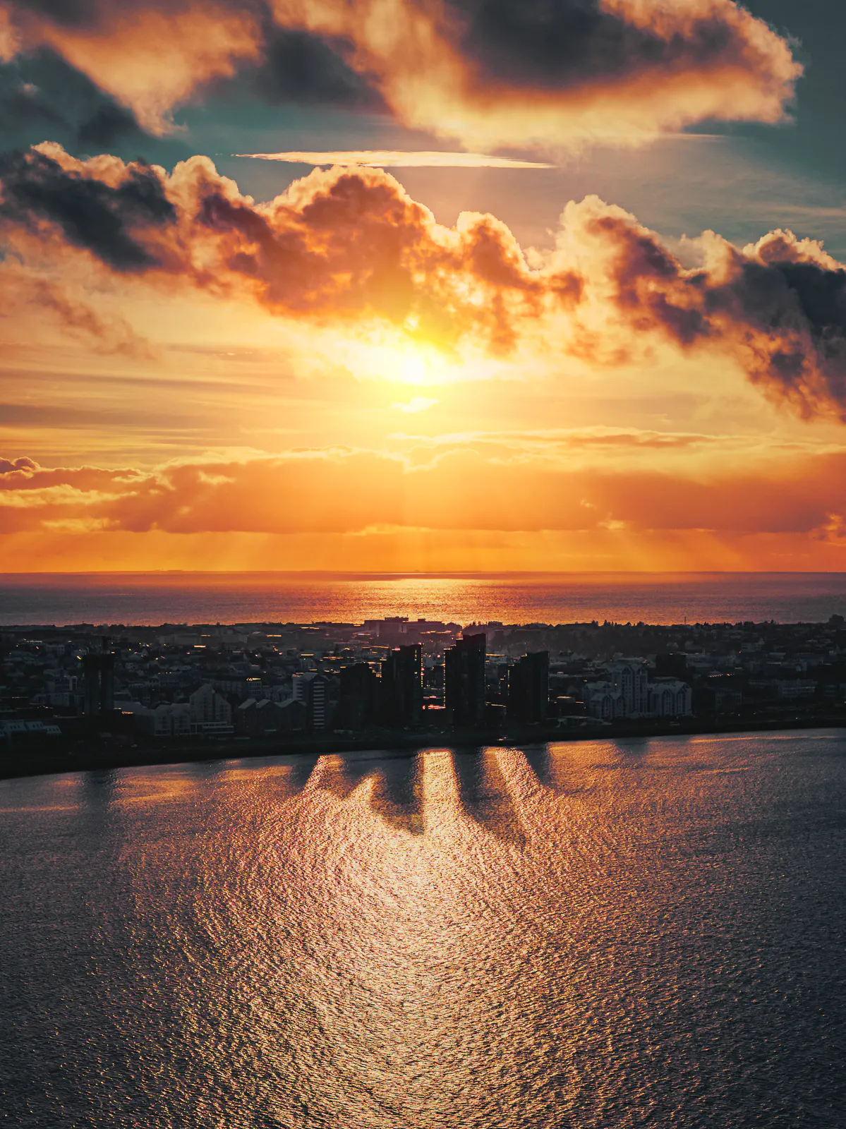 sunset reykjavik and bay