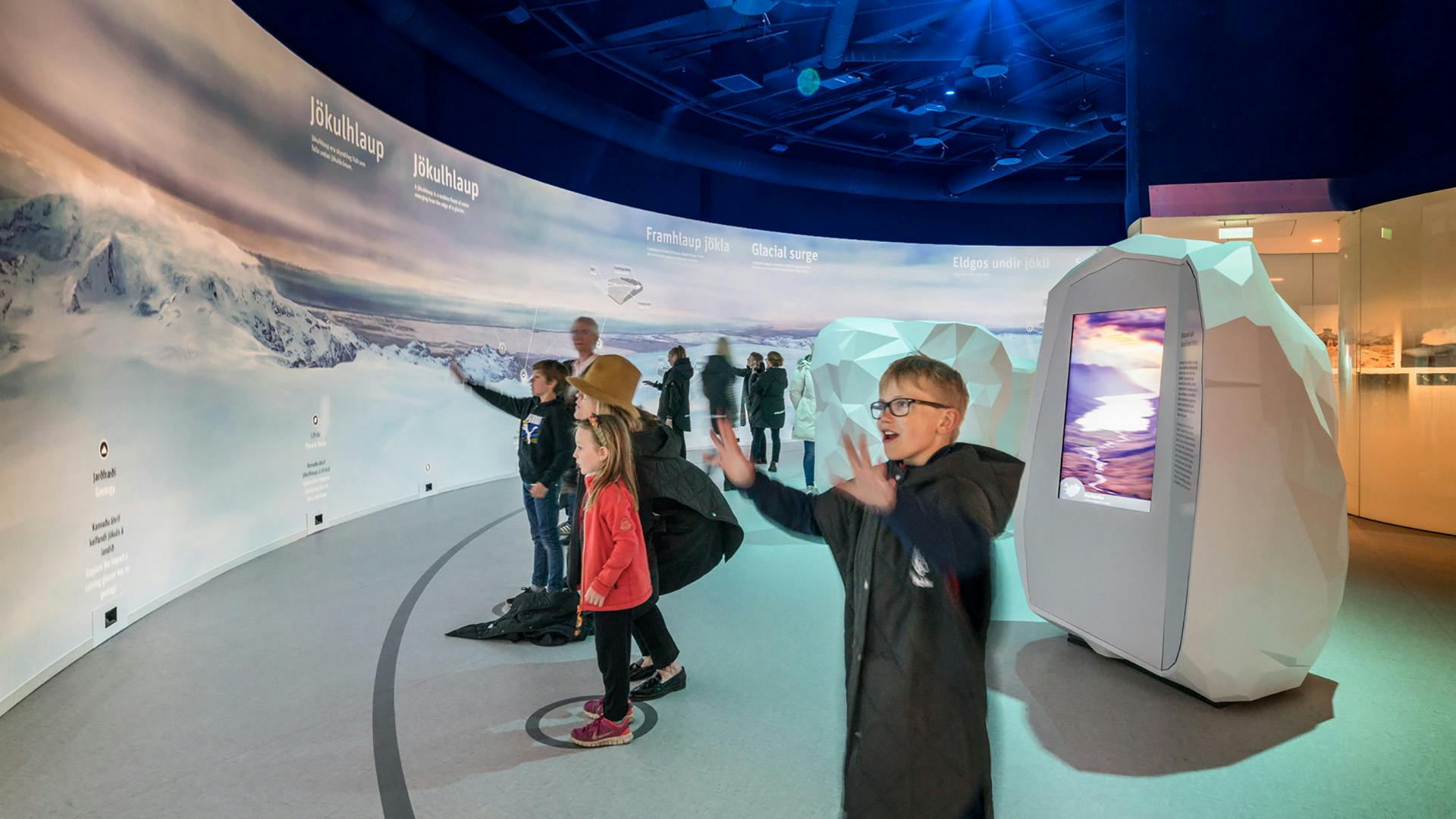 Glacier exhibition in Perlan