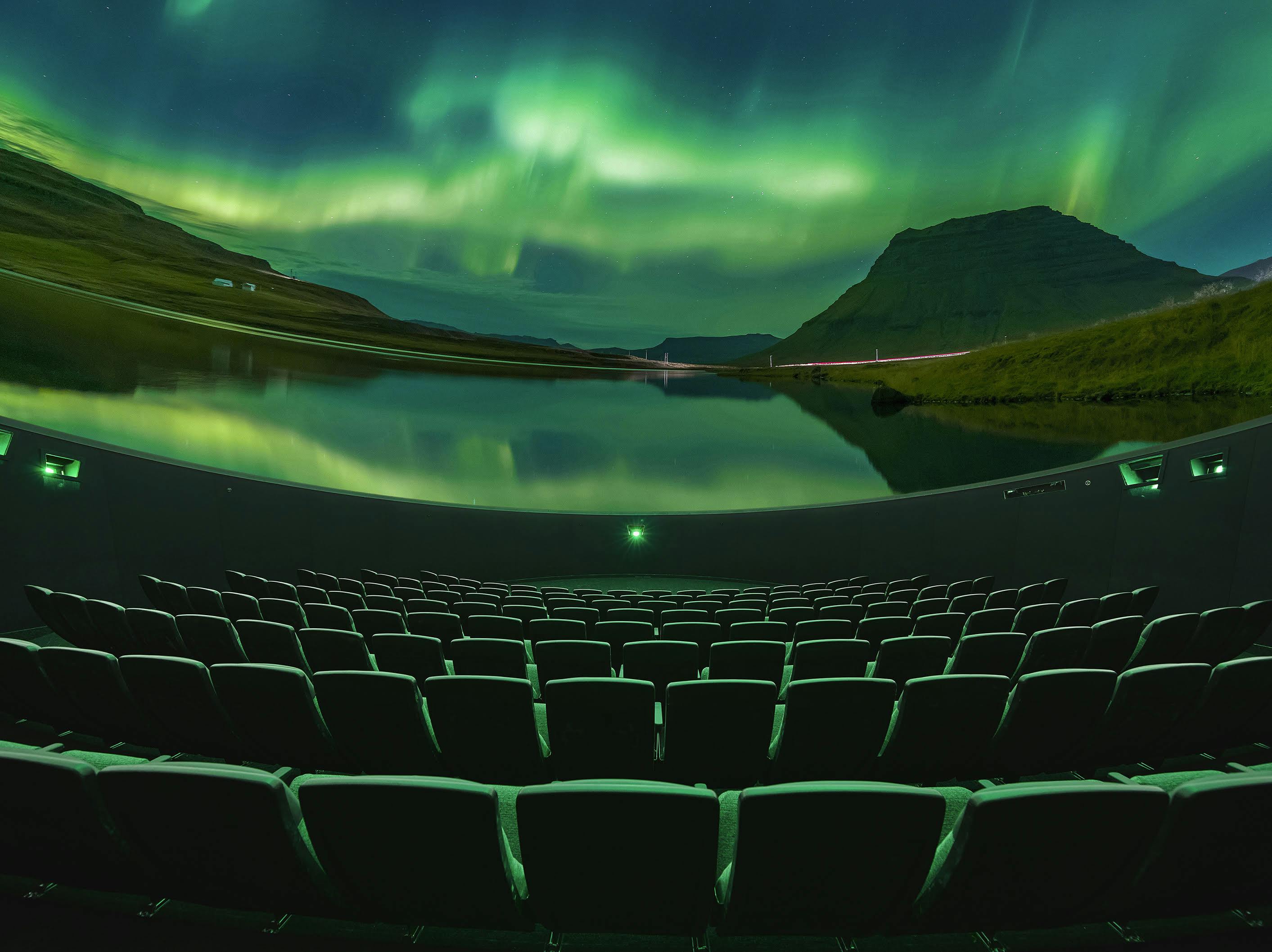 Arora Northern Lights Planetarium show at Perlan