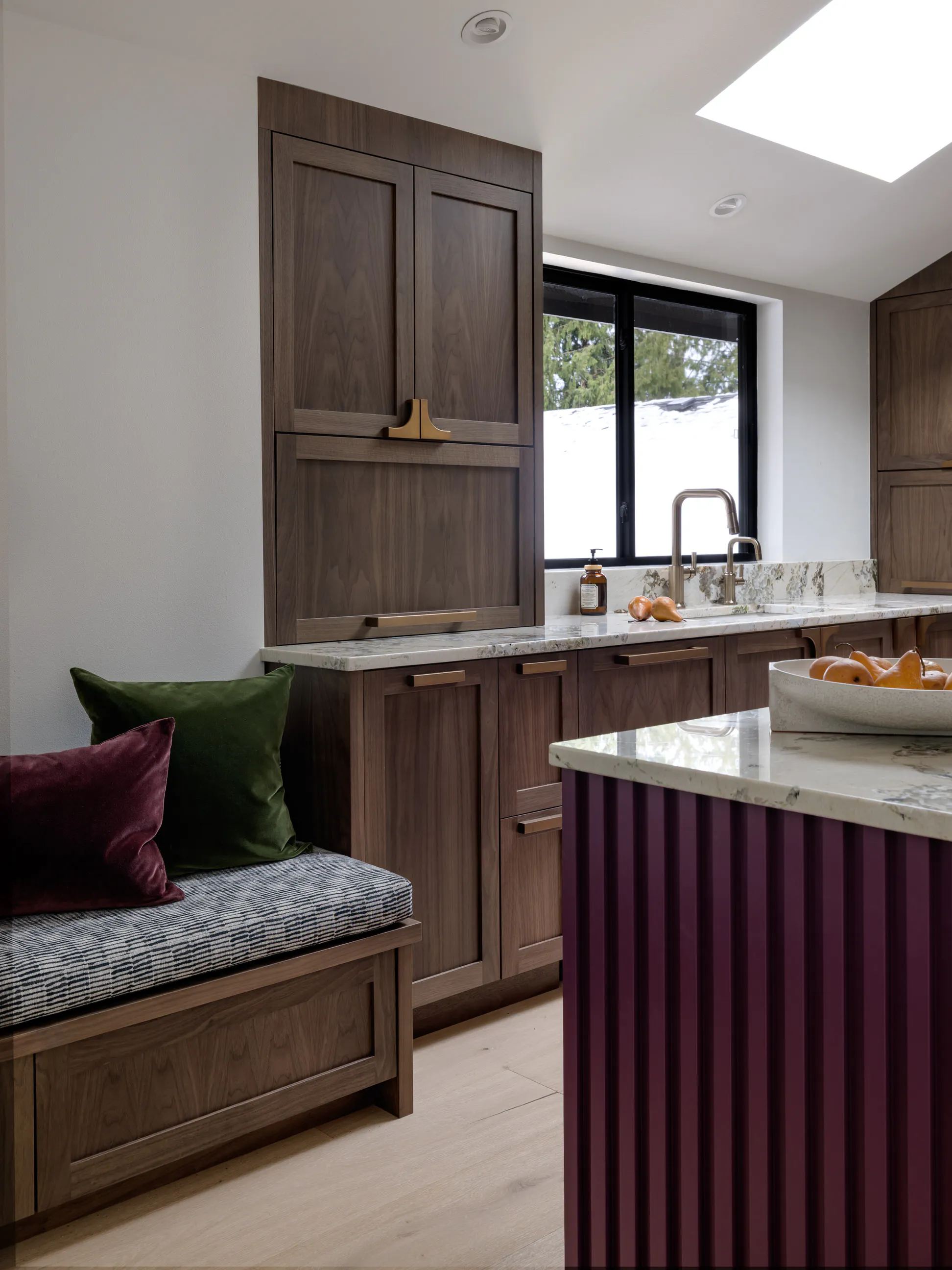 plum-reverie-seattle-kitchen-design | Persimmon Design - Seattle