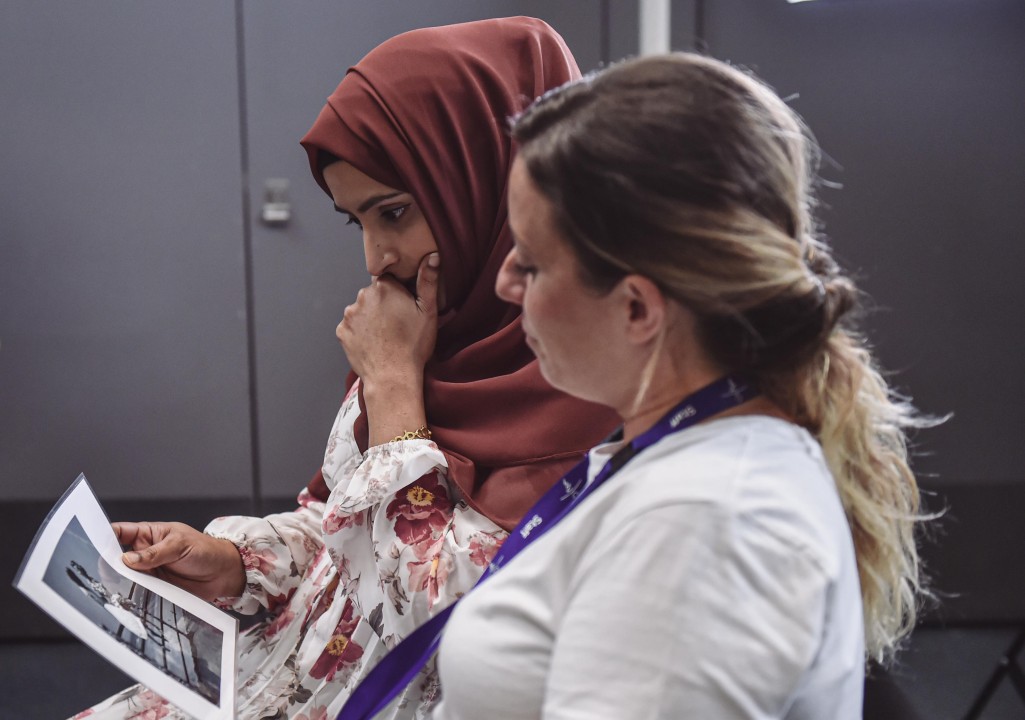Two professional women learning Persyou's Dialogue lesson