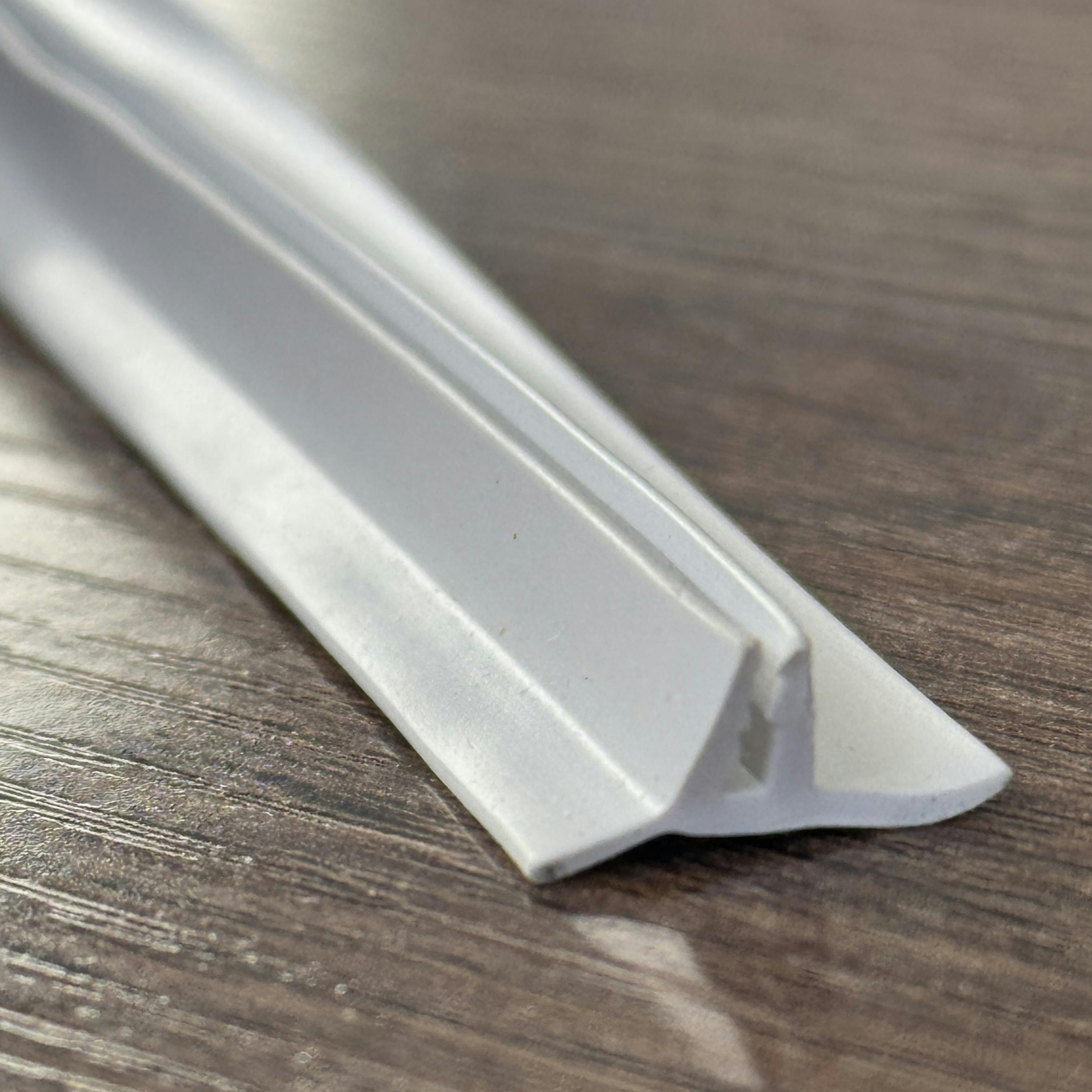 Вставка белая TL-образная