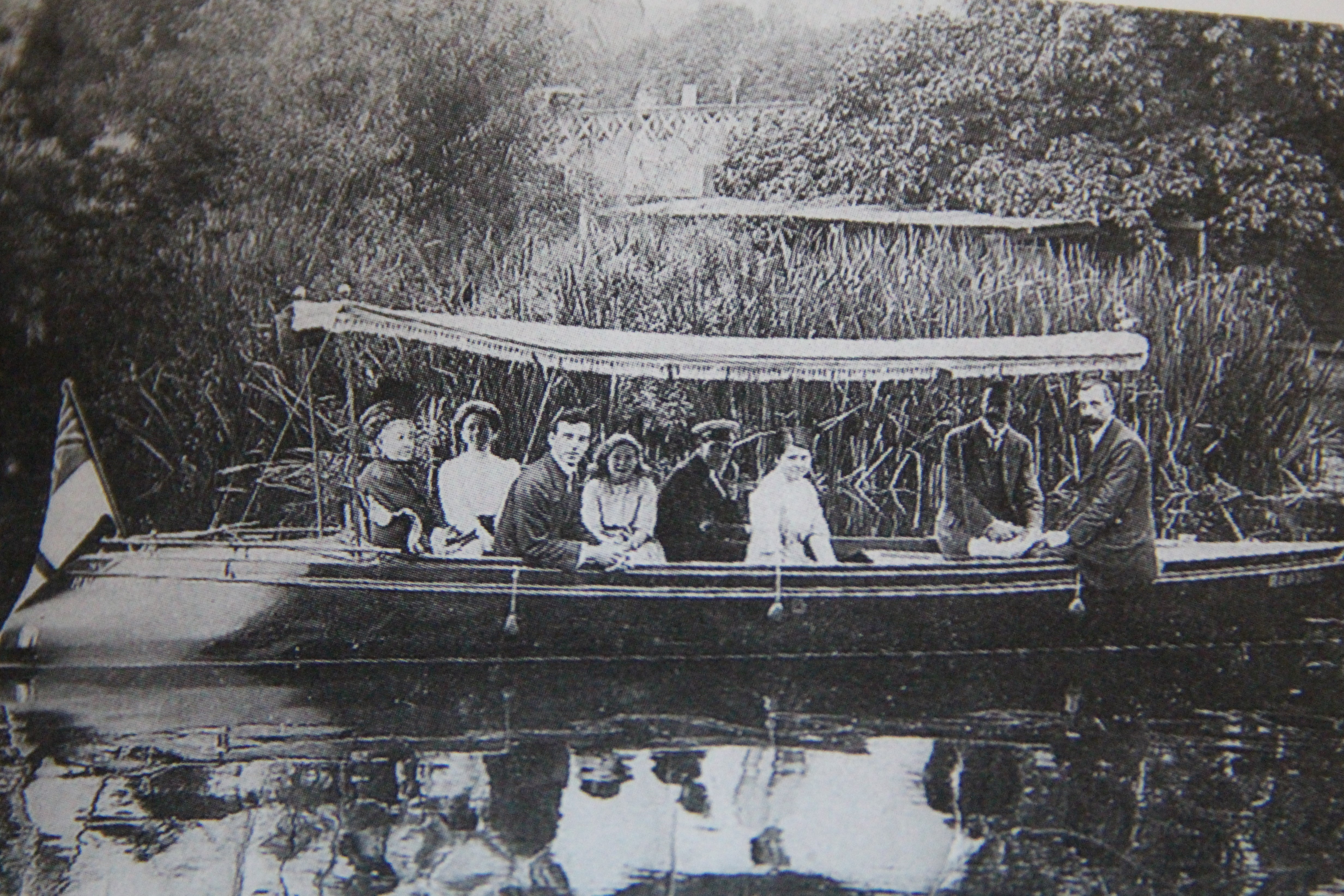 Traditional wooden boats, black & white early photo of Freebody family river outing on the Thames