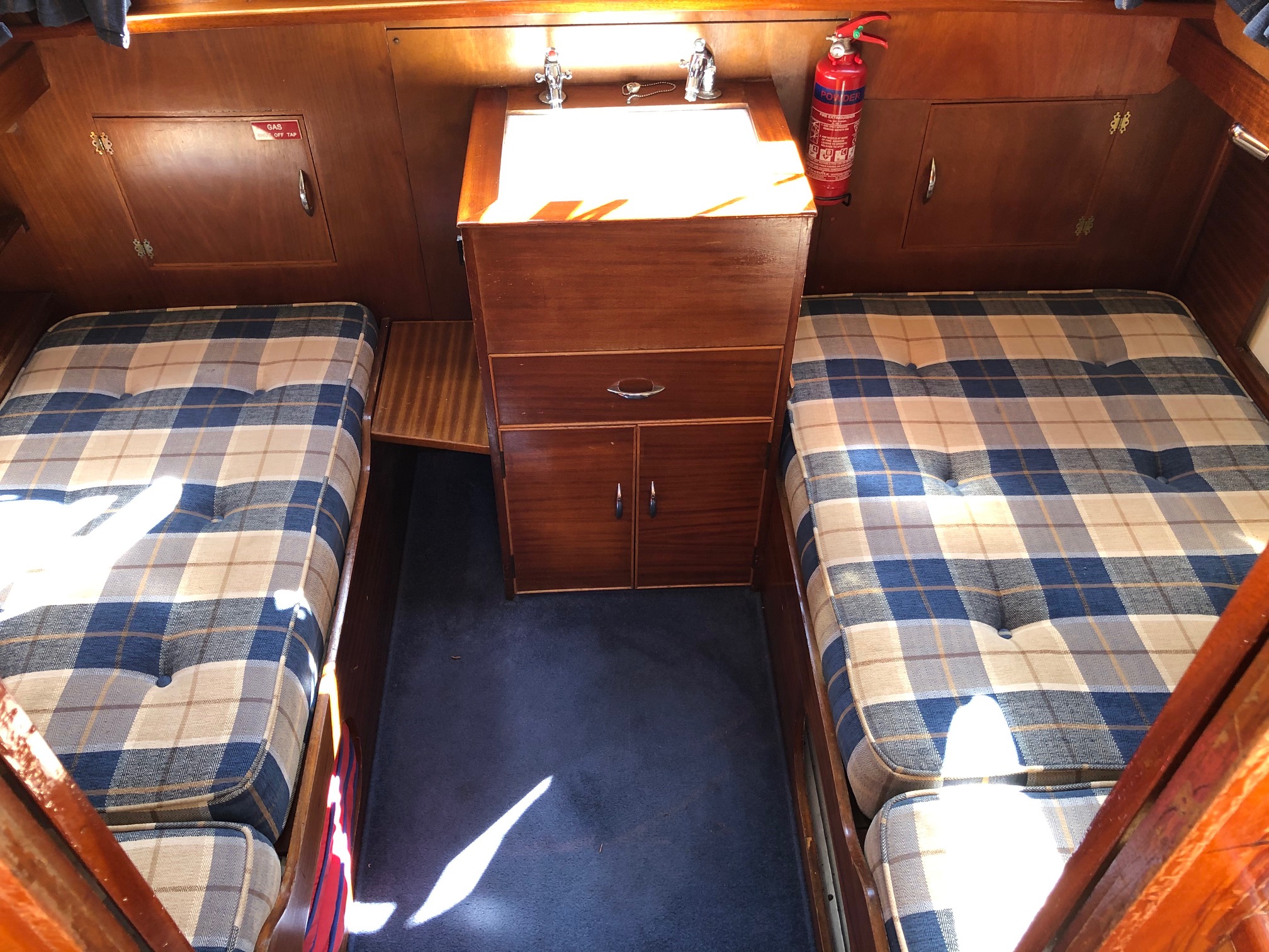 6 berth cabin cruiser for sale, aft cabin with bunks