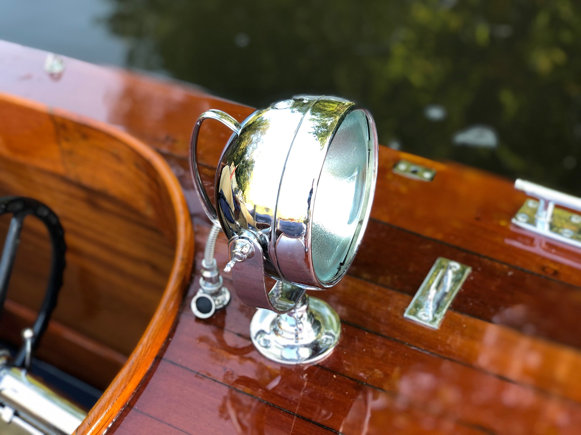 Meakes slipper launch for sale, spotlight detail