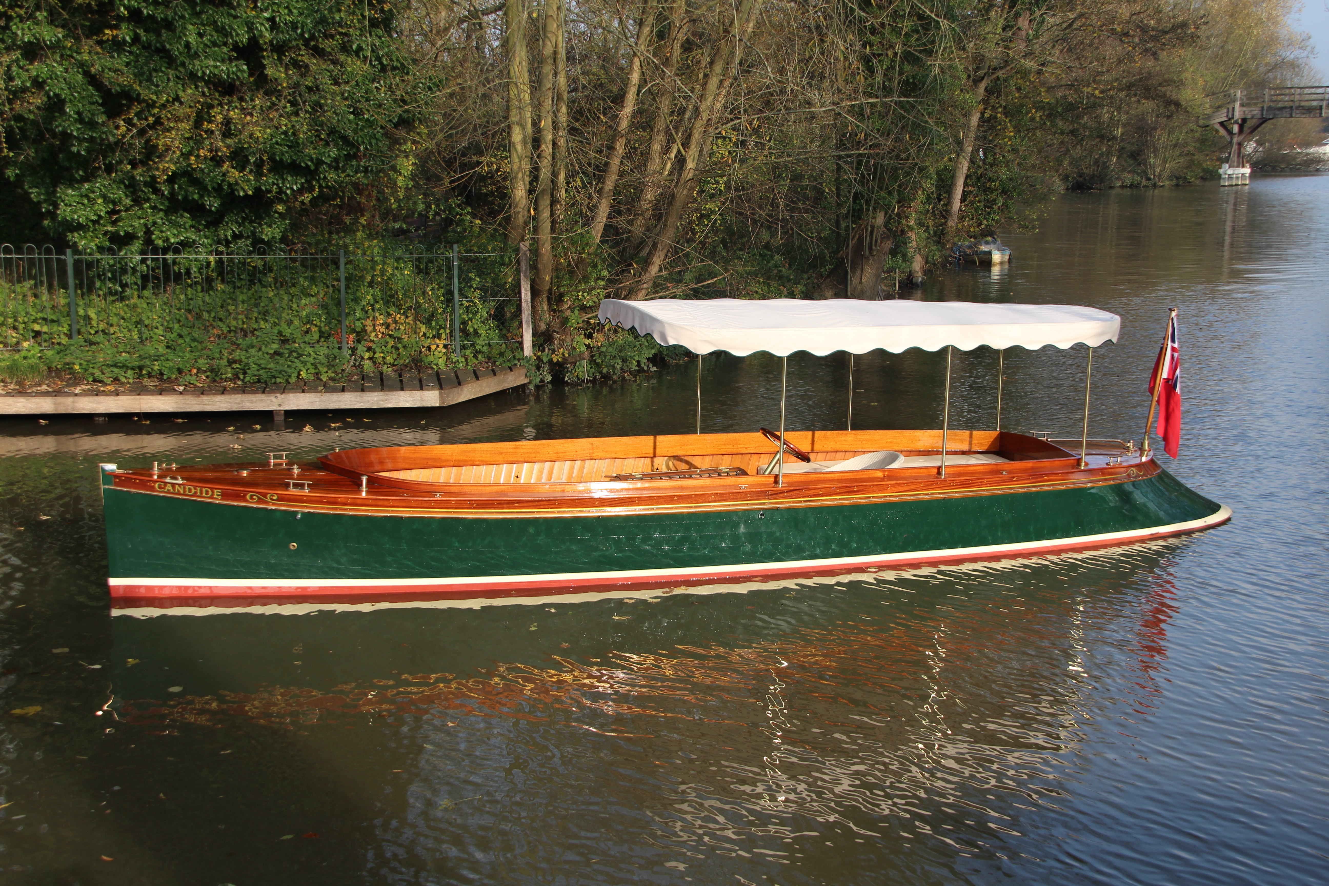 Classic wooden boats for sale, 27ft Taylor & Bates beavertail launch side view River Thames