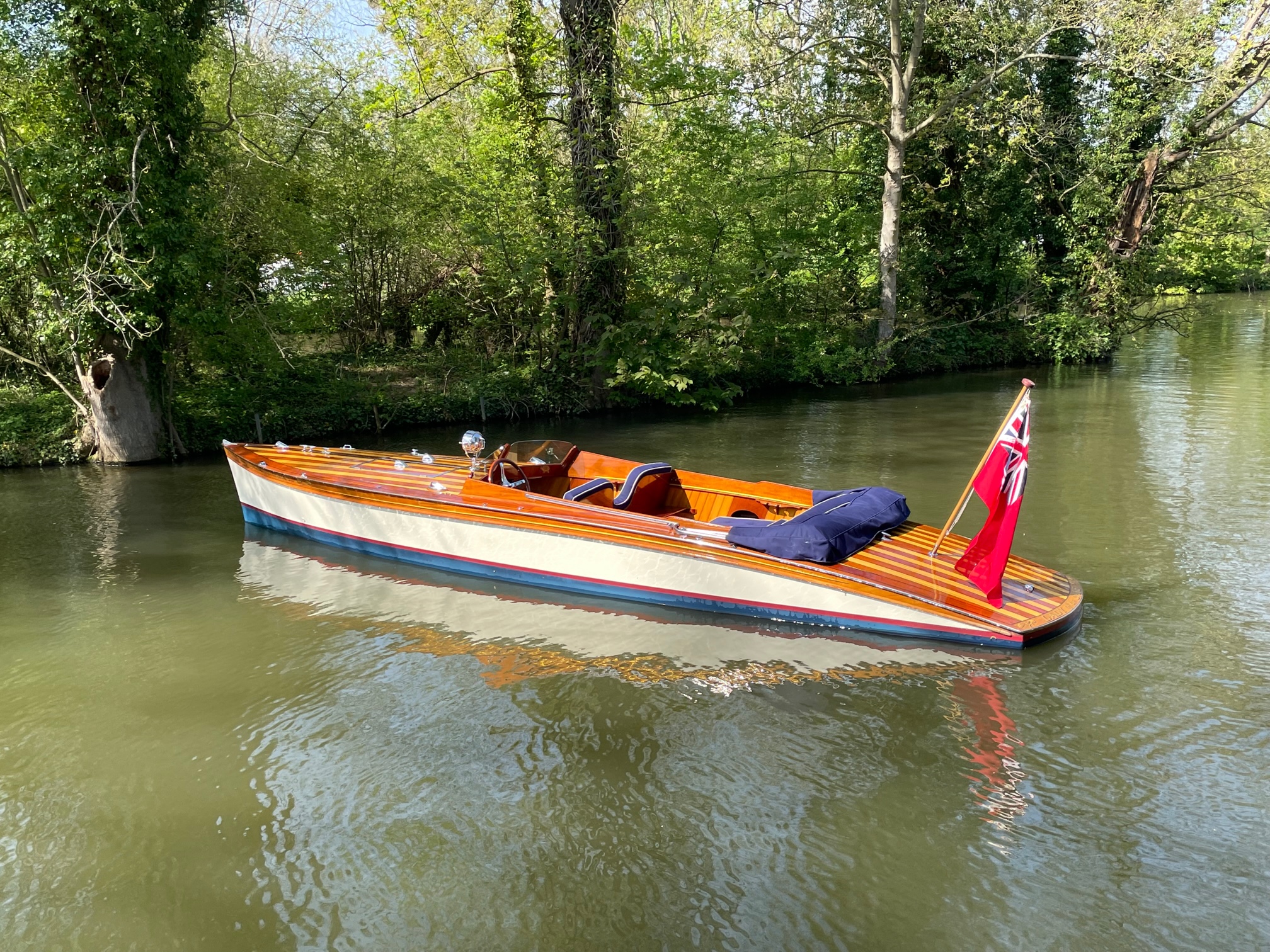 stern view of 25ft Freebody slipper launch on river