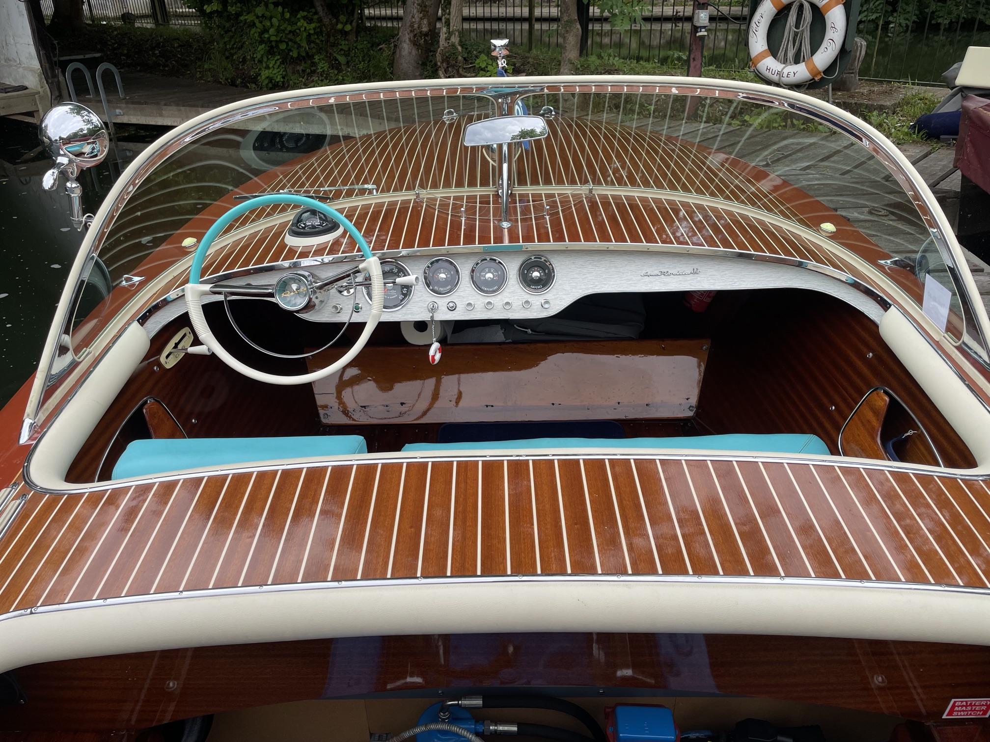 Riva Super Florida for sale, view of helm and dash