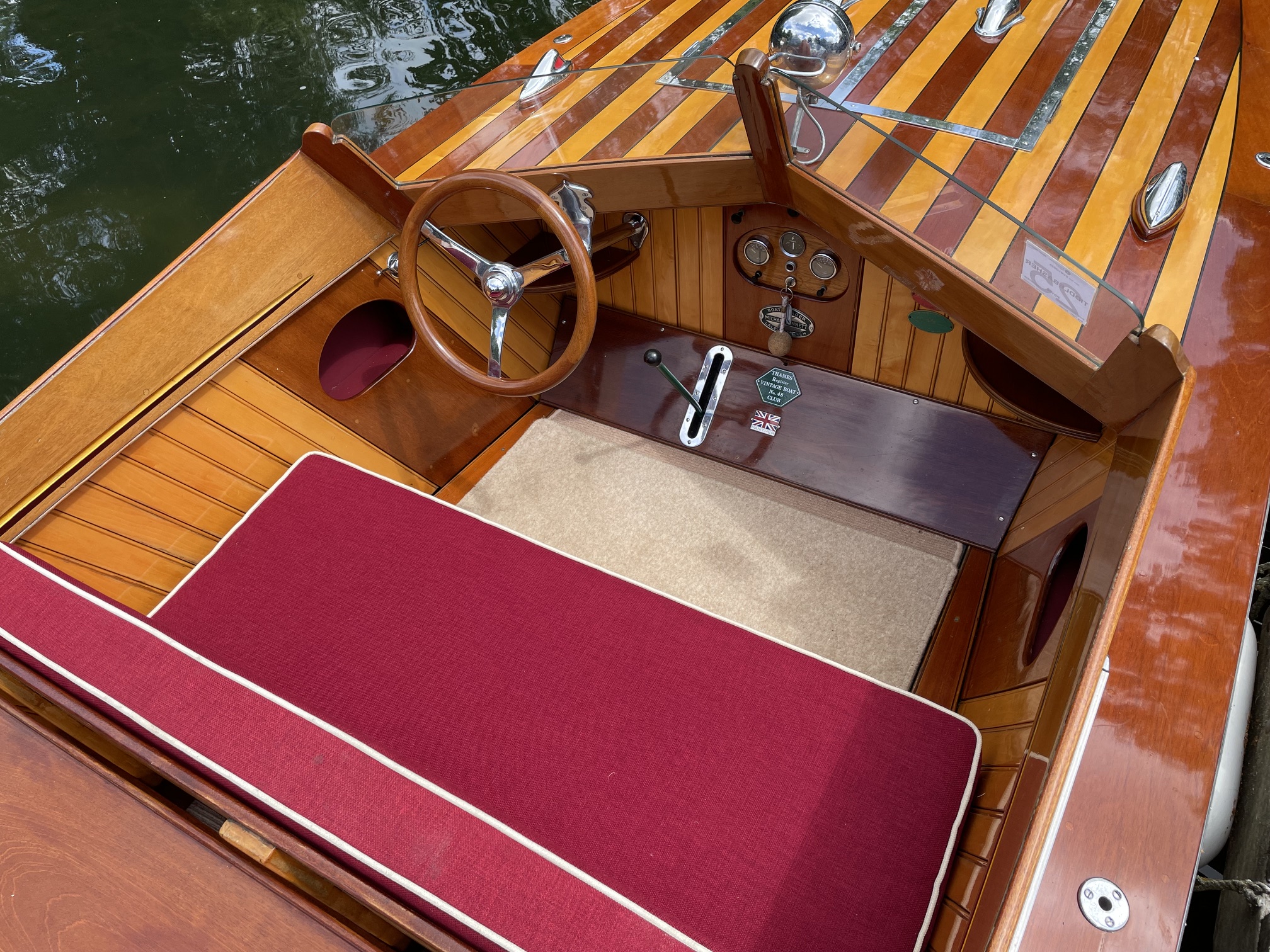 helm seat and steering wheel on slipper launch
