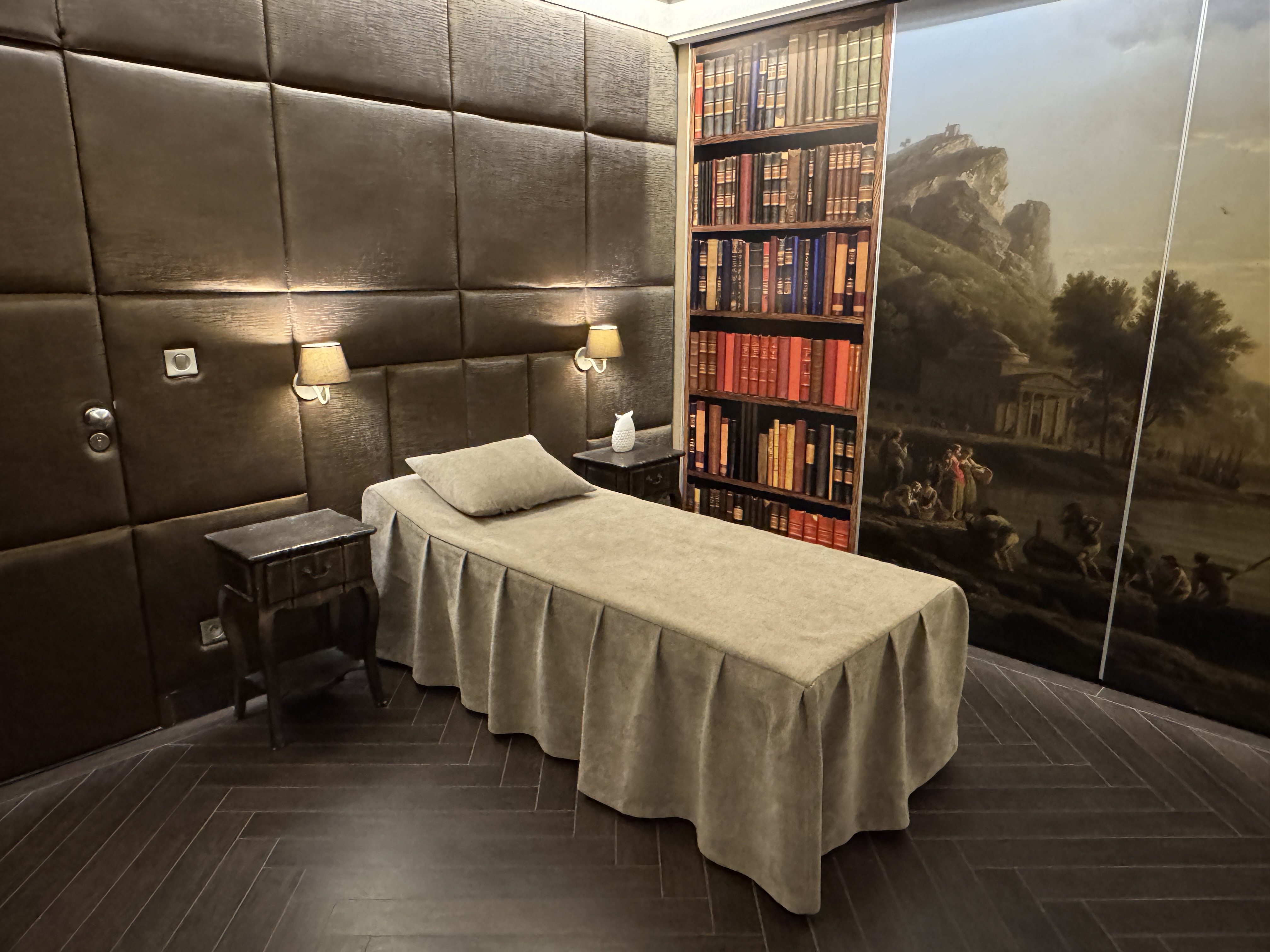 https://images.prismic.io/pfm-vandycke/Yb_cYYRW10vXzK8w_Maison_funeraire_Magny-les-Hameaux_Salont_sur_rendez_vous.JPG?auto=format,compress&rect=0,165,4032,2695&w=588&h=393