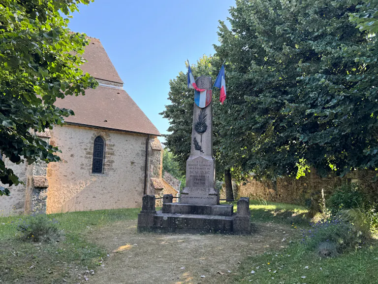 Monument aux morts de Senlisse (78)