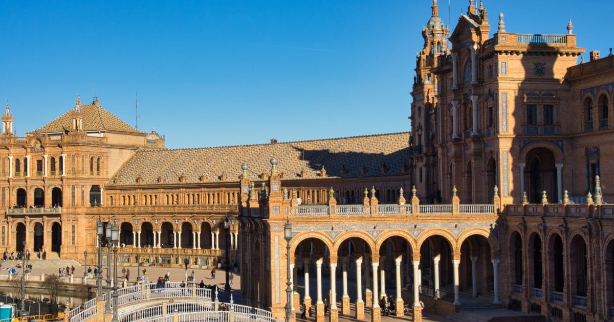 Foto da "Plaza de España", localizada na cidade de Sevilla.