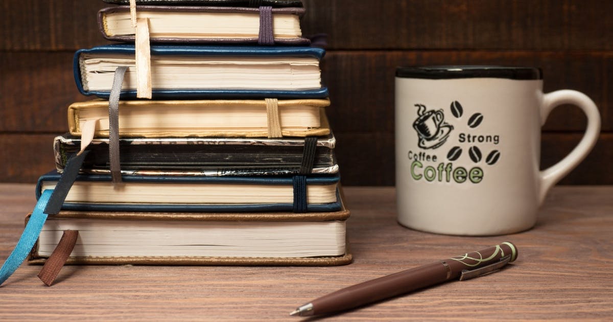 Livros em inglês para iniciantes com material de estudo.