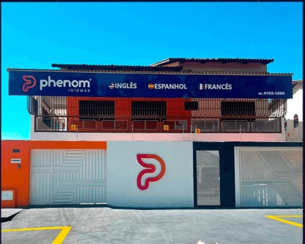 Fachada de uma unidade da Phenom