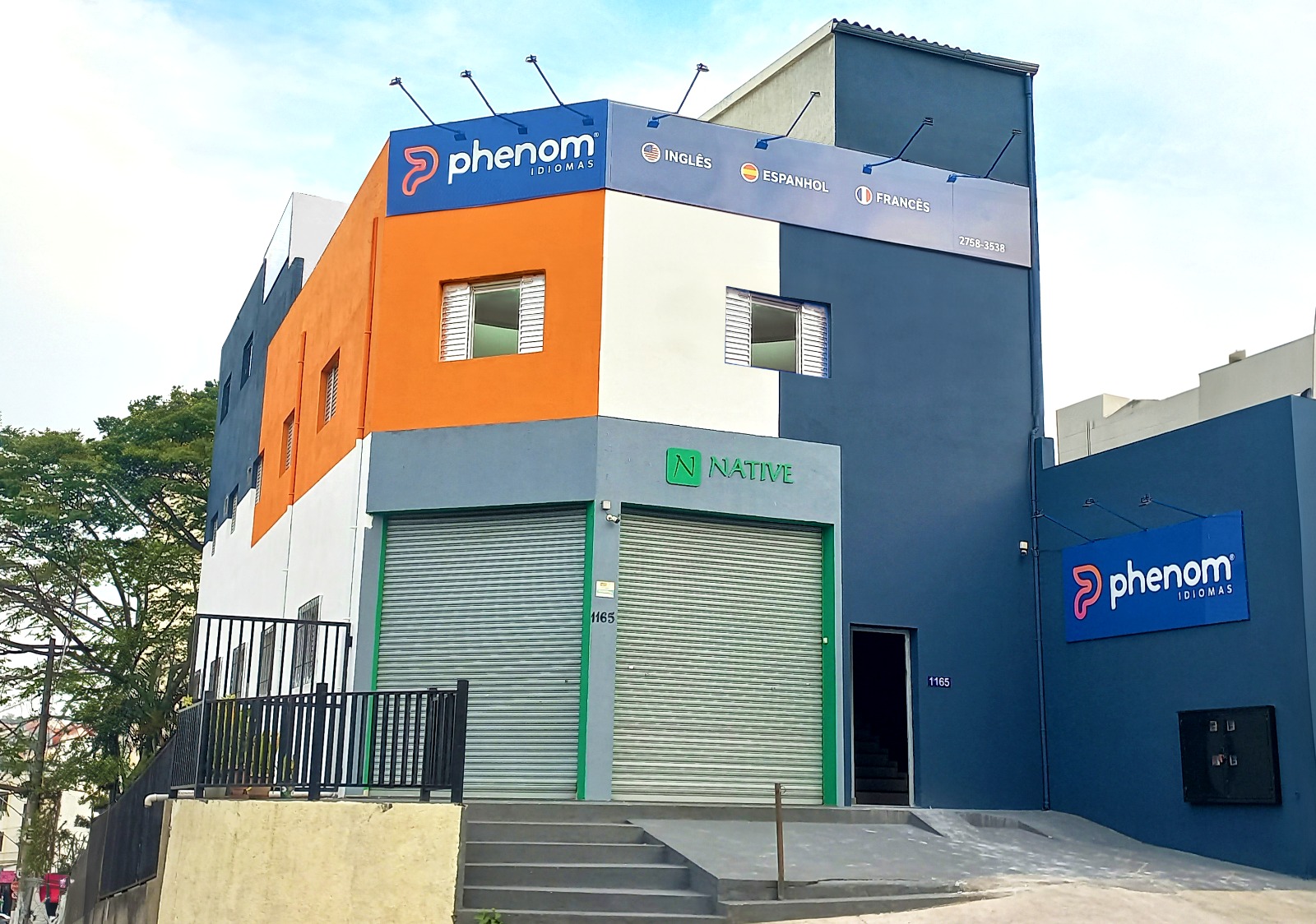 Fachada de uma unidade da Phenom