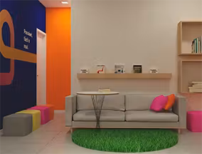 Sala de espera de uma franquia Easy da Phenom Idiomas