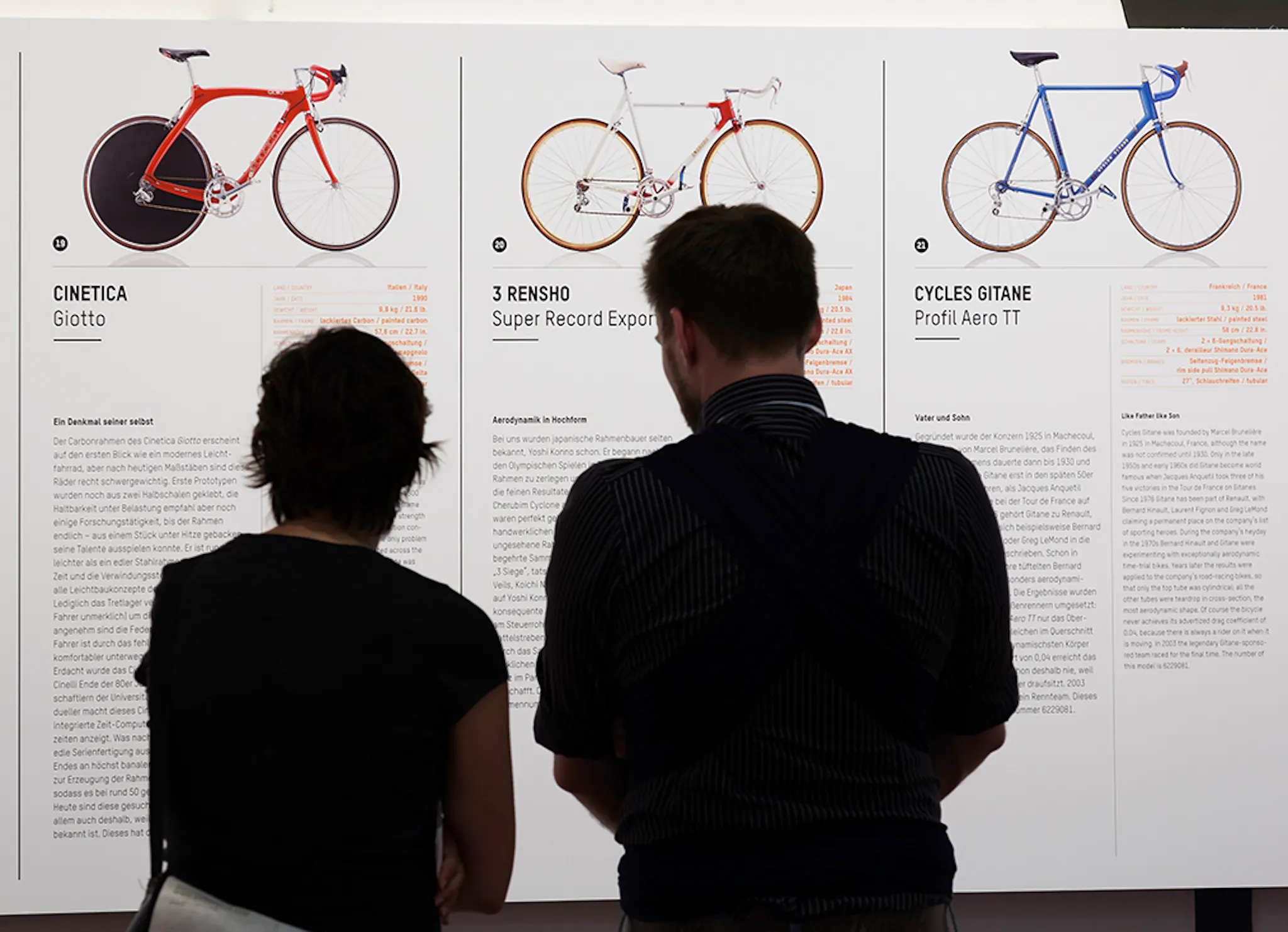 Wandgestaltung der Ausstellung "Tour Du Monde" im Wiener Museum für angewandte Kunst