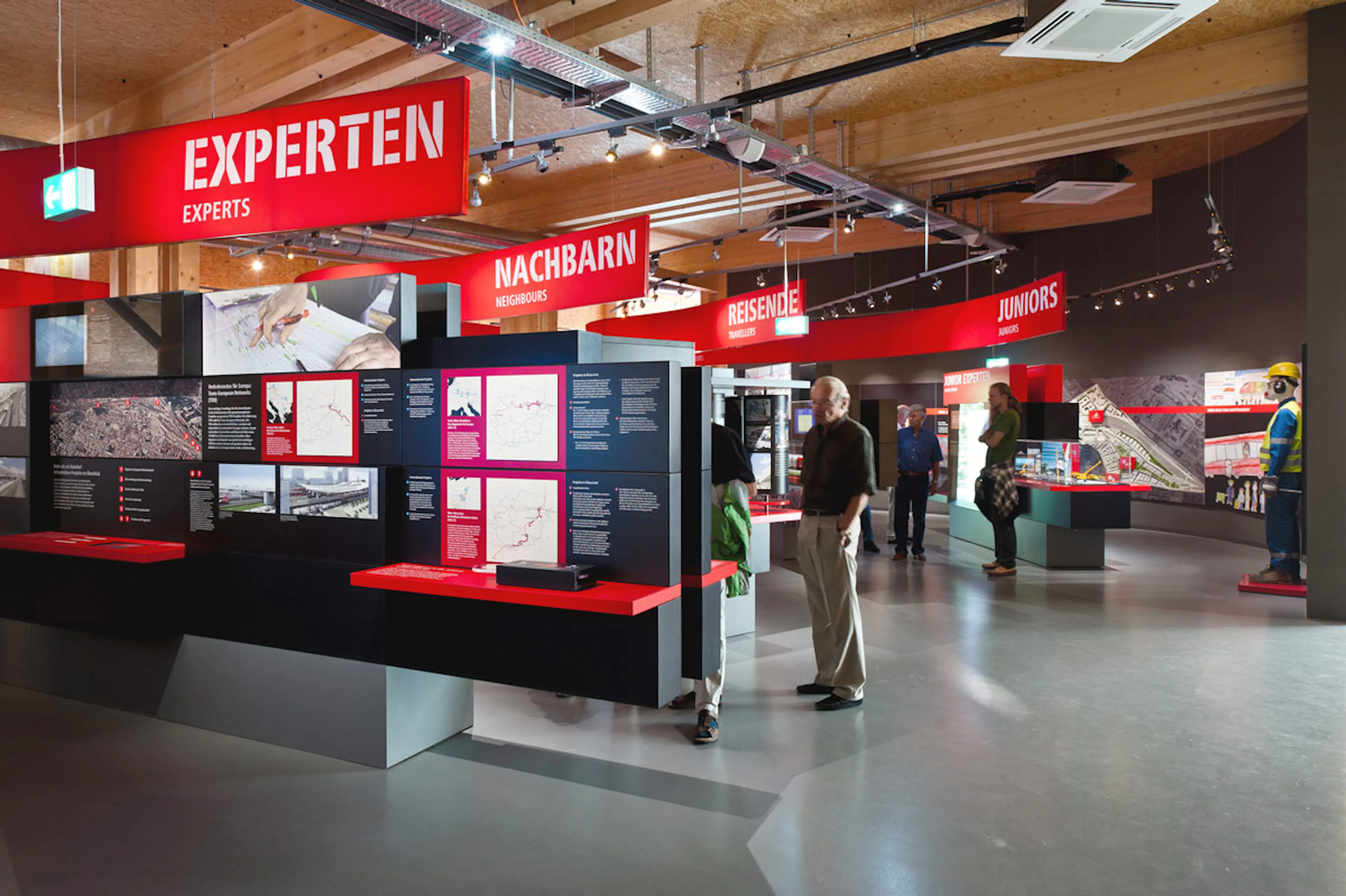 Design of the "bahnorama" Infocentre for the construction of Vienna Main Railway Station