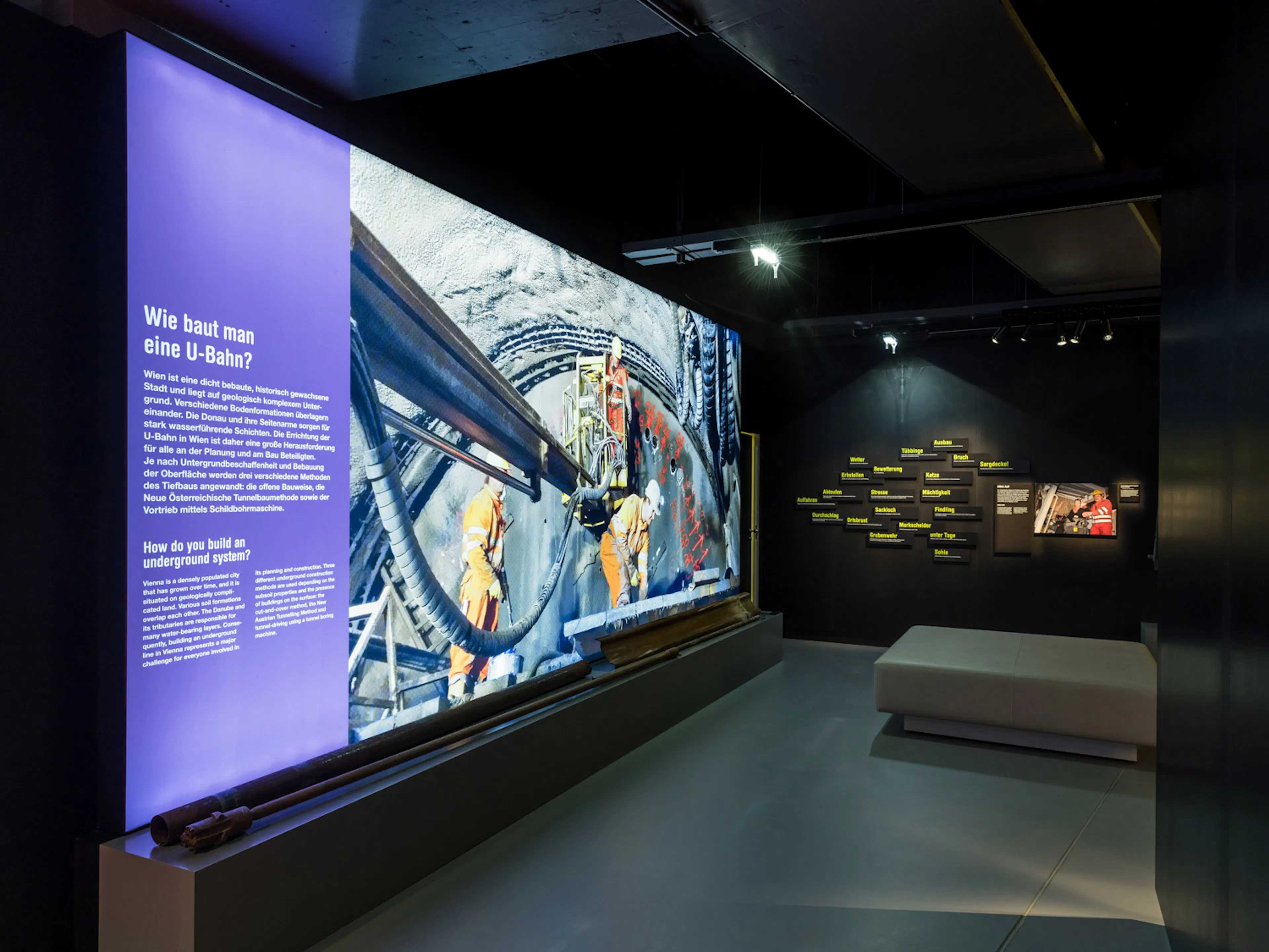 Gestaltung des Wiener Linien Infocenter U2/U5 in der Station Volkstheater