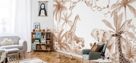Fotobehang met jungle dieren in een kinderkamer in terracotta kleuren.