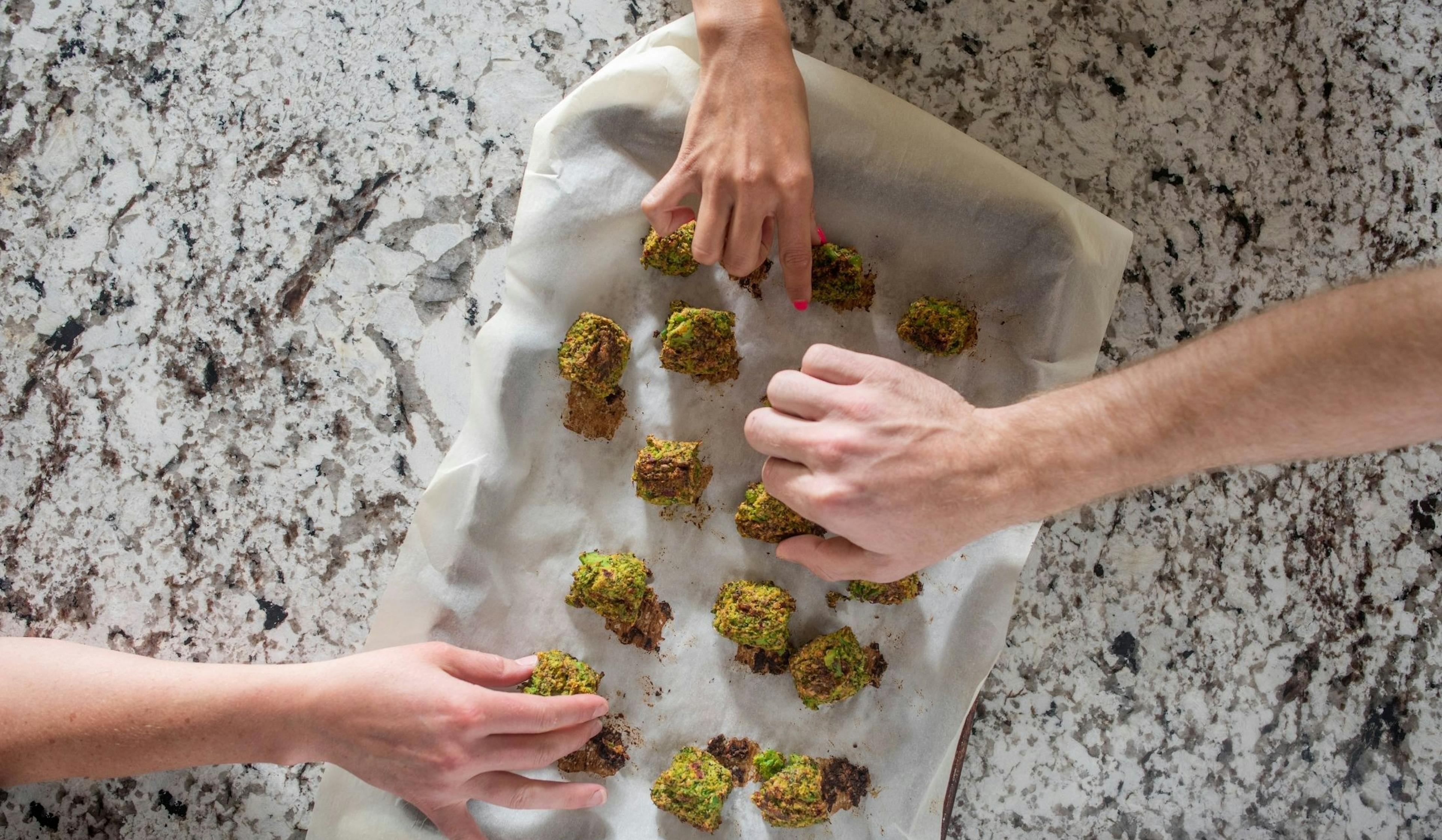 Paleo Vegan Broccoli Tots