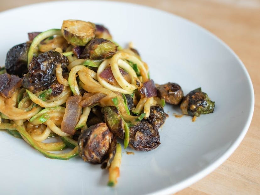 Zoodles with Spicy Bell Pepper Sauce