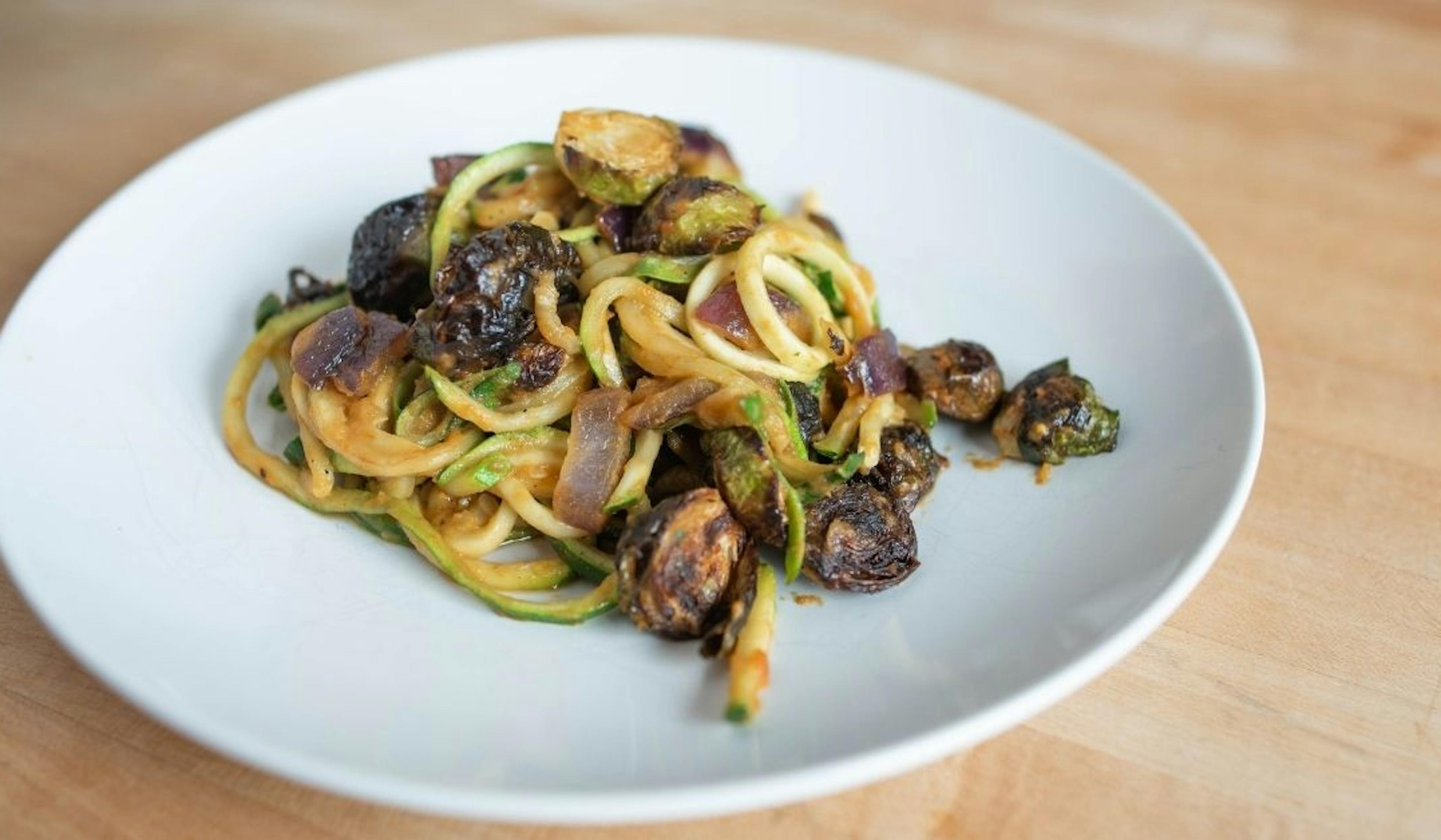 Zoodles with Spicy Bell Pepper Sauce