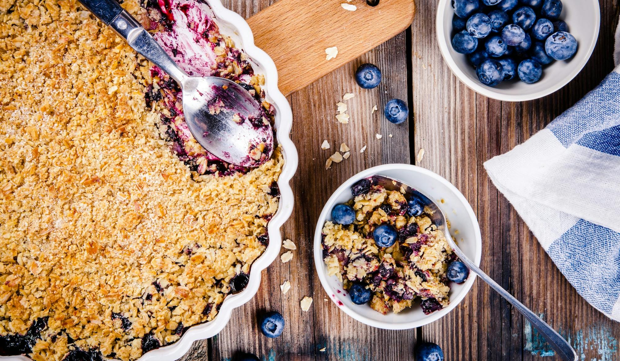 paleo vegan blueberry crips