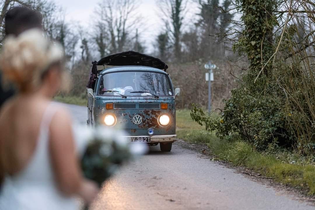 pick up a pizza van on it's way to wedding