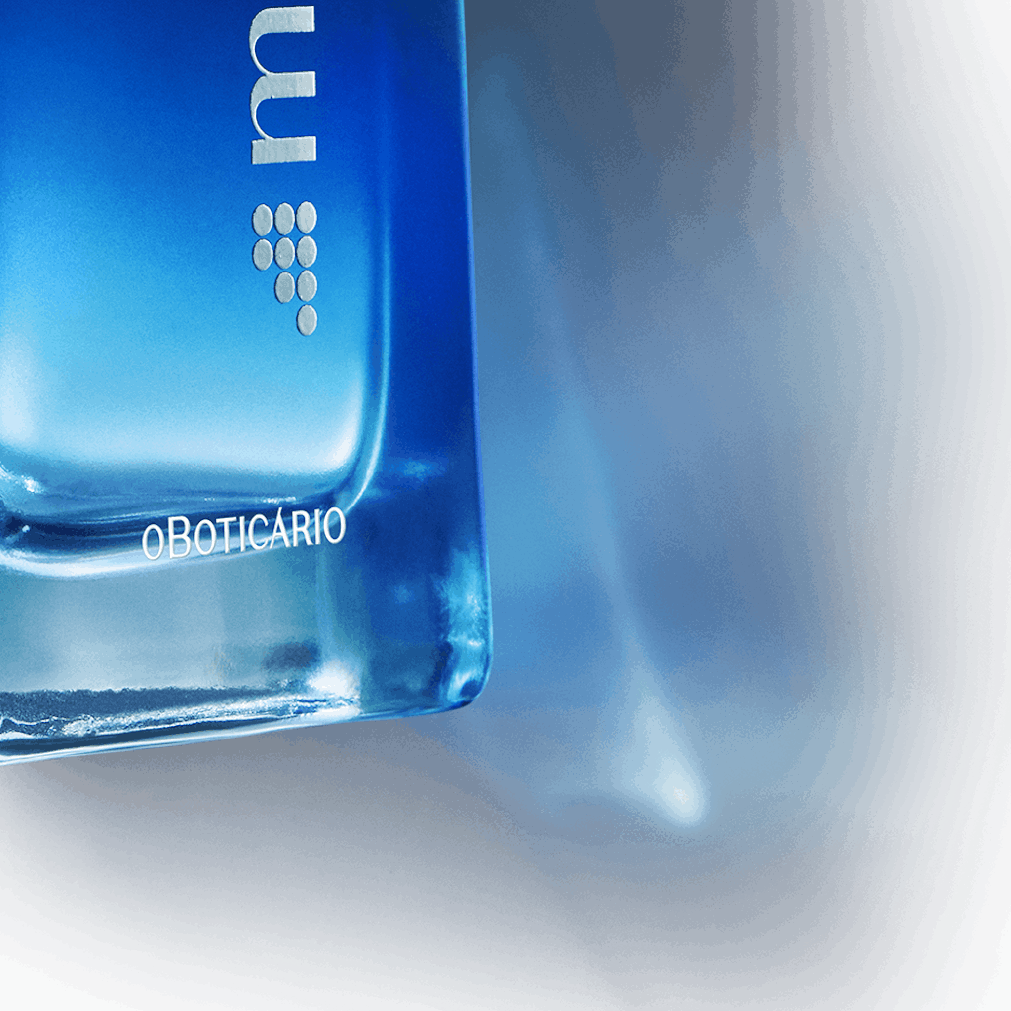 Detalhe do do perfume Malbec Bleu do o Boticário