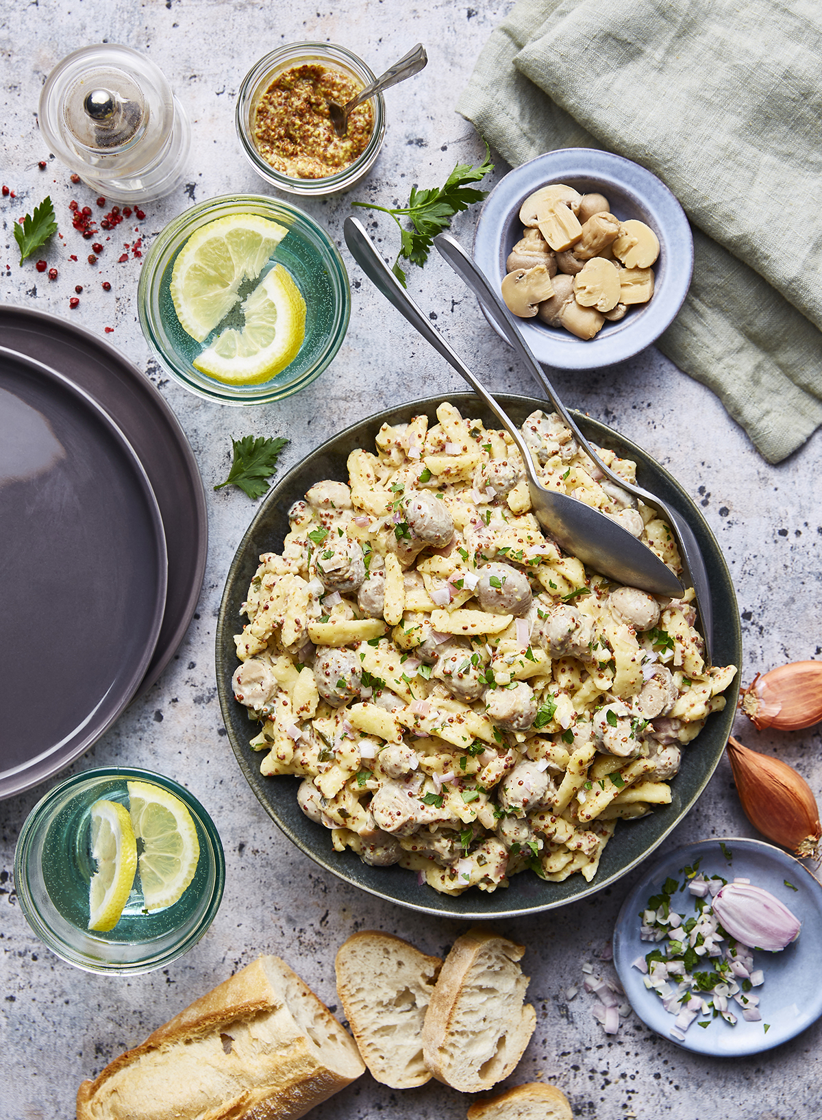 Spaetzle aux champignons et moutarde à l'ancienne