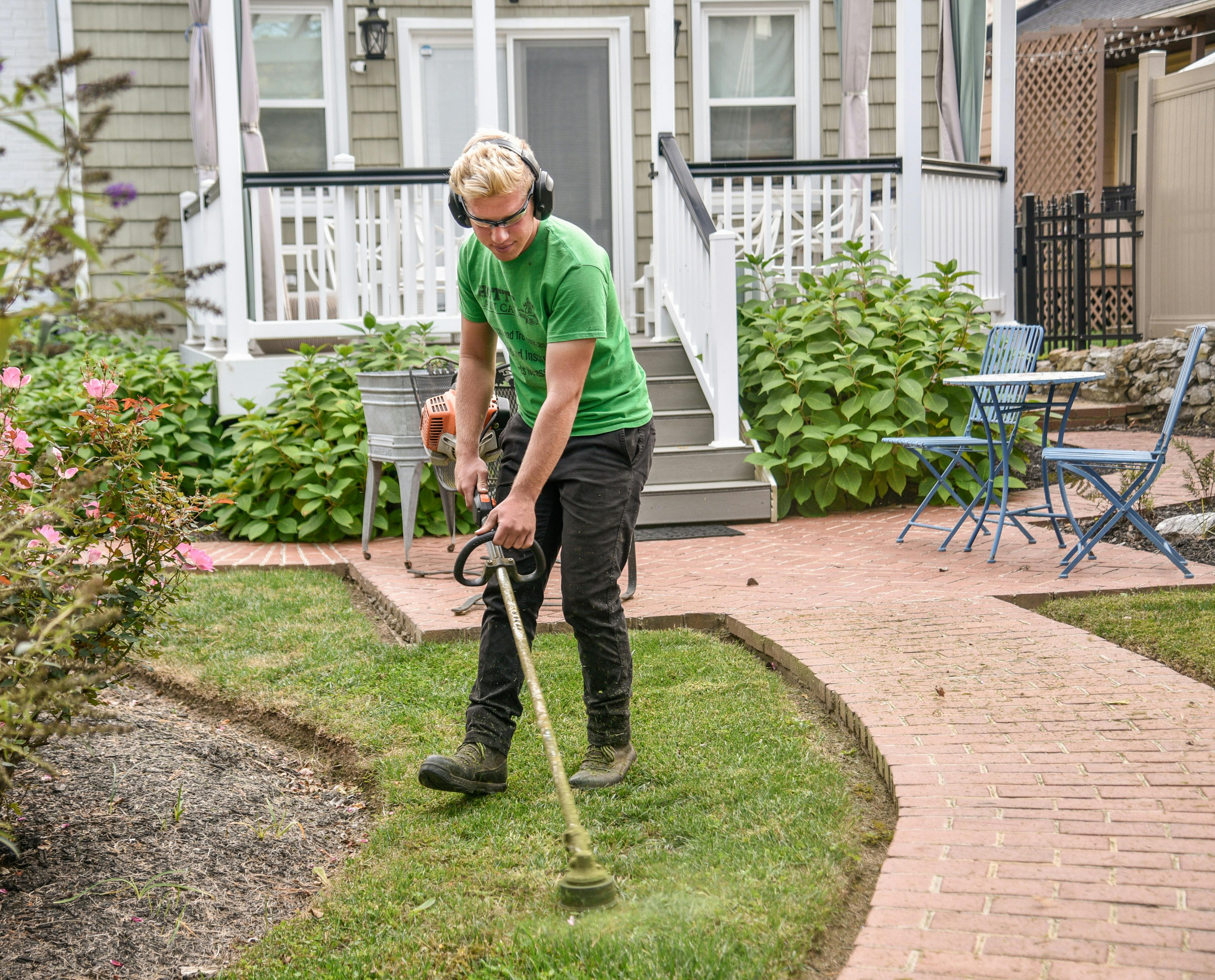 Man mowing lawn