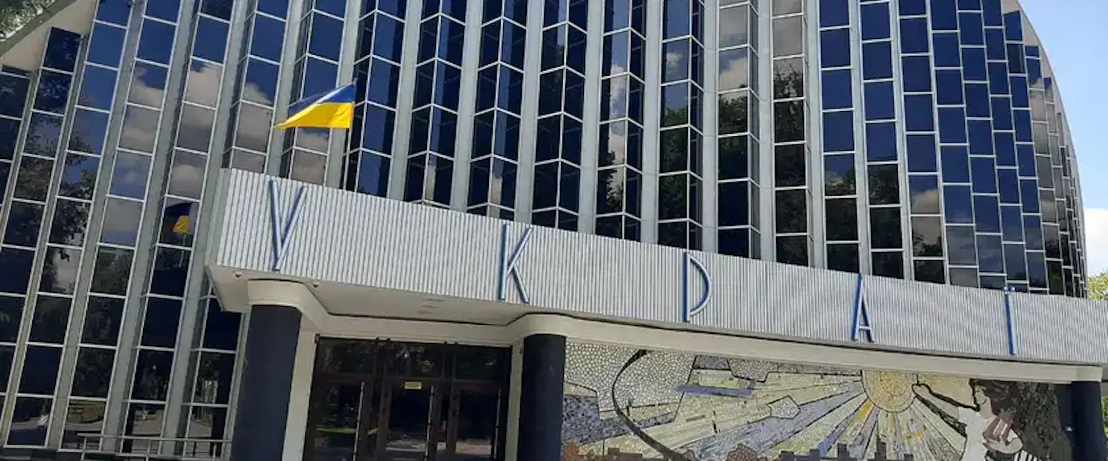 de3c7753-36ed-4c20-9cec-04e9f147916b_image2.webp?auto=compress,format&rect=0,91,840,350&w=2160&h=900