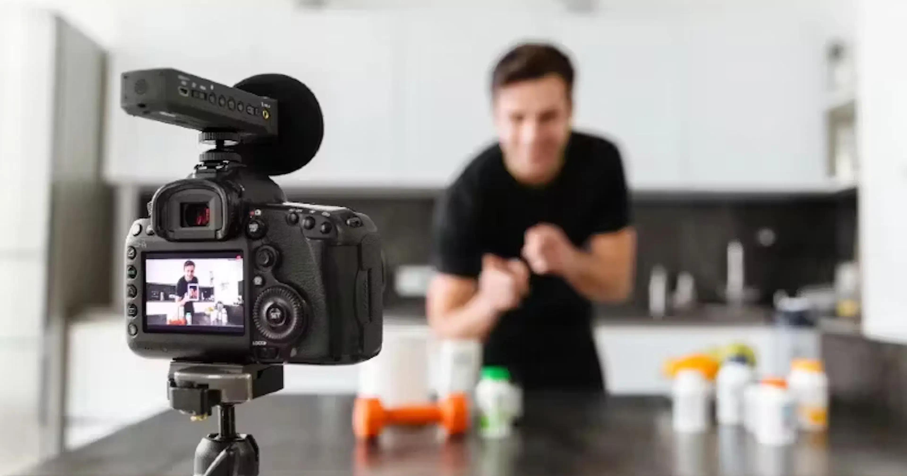 create a brand video that stands out - intro vidéo